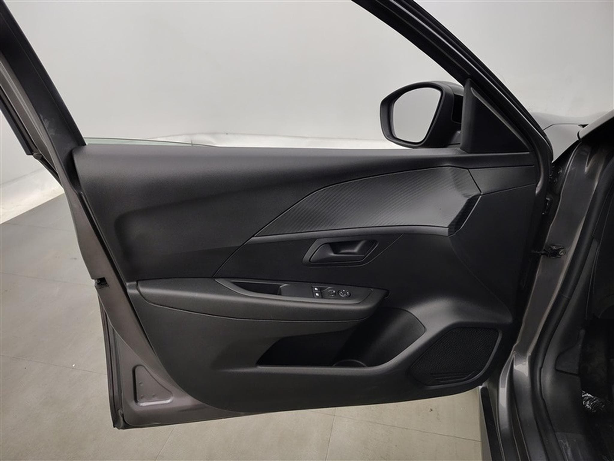 Peugeot 208 1.2i PureTech Like CLIM (2022) - Photo 16