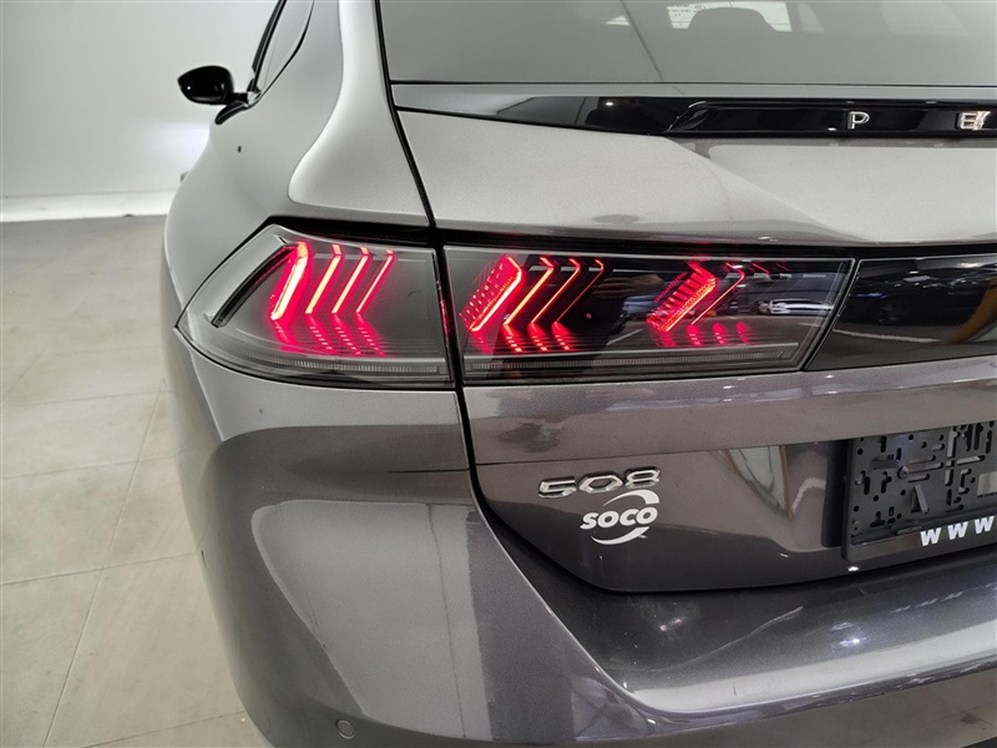 Peugeot 508 SW 1.2 PureTech 130cv EAT8 Allure Pack NAVI / FULL LED / CAM (2022) - Photo 16