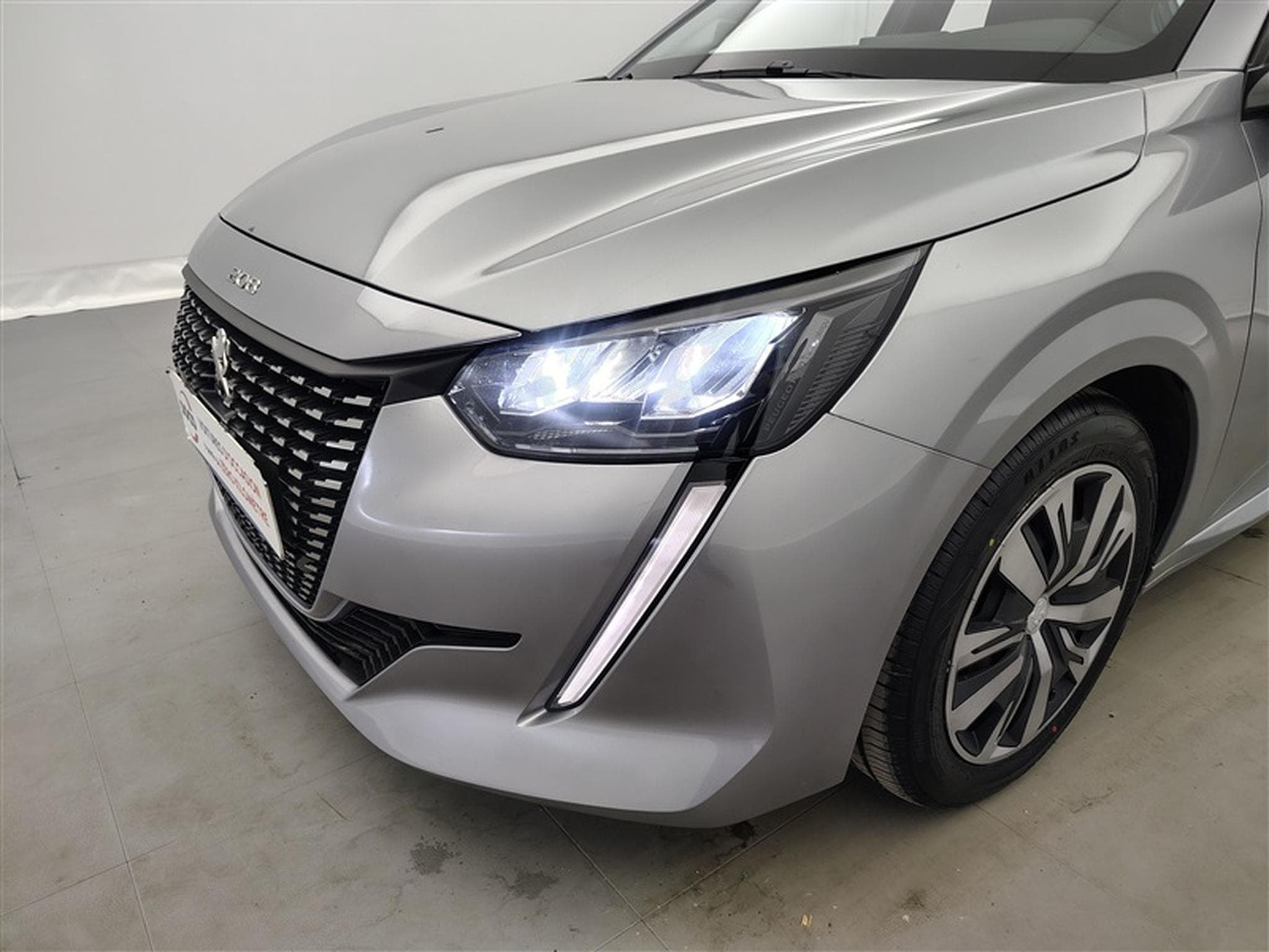 Peugeot 208 1.2i PureTech Active Pack CARPLAY / FULL LED / PDC AR (2023) - Photo 14