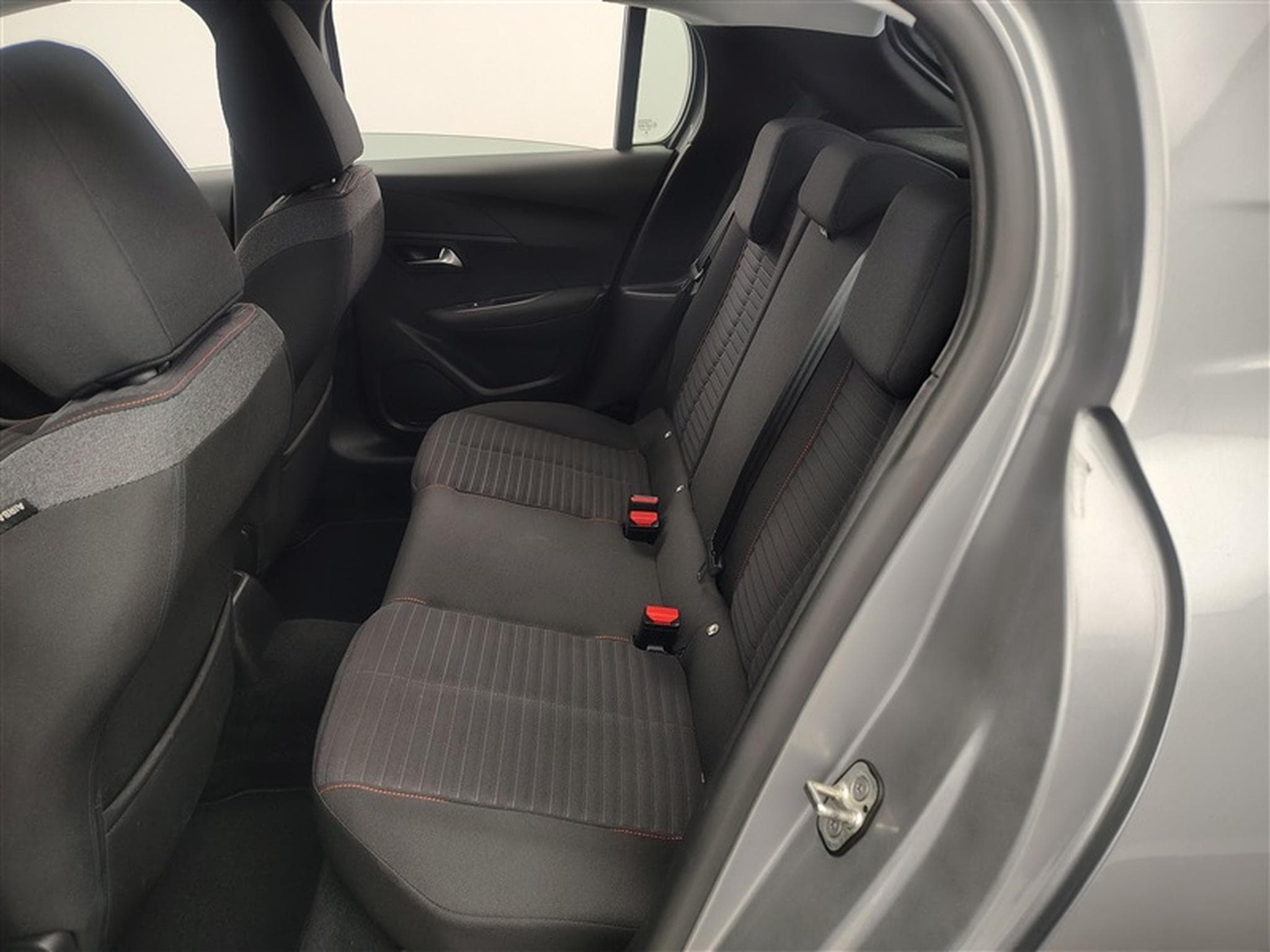 Peugeot 208 1.2i PureTech Active Pack CARPLAY / FULL LED / PDC AR (2023) - Photo 12