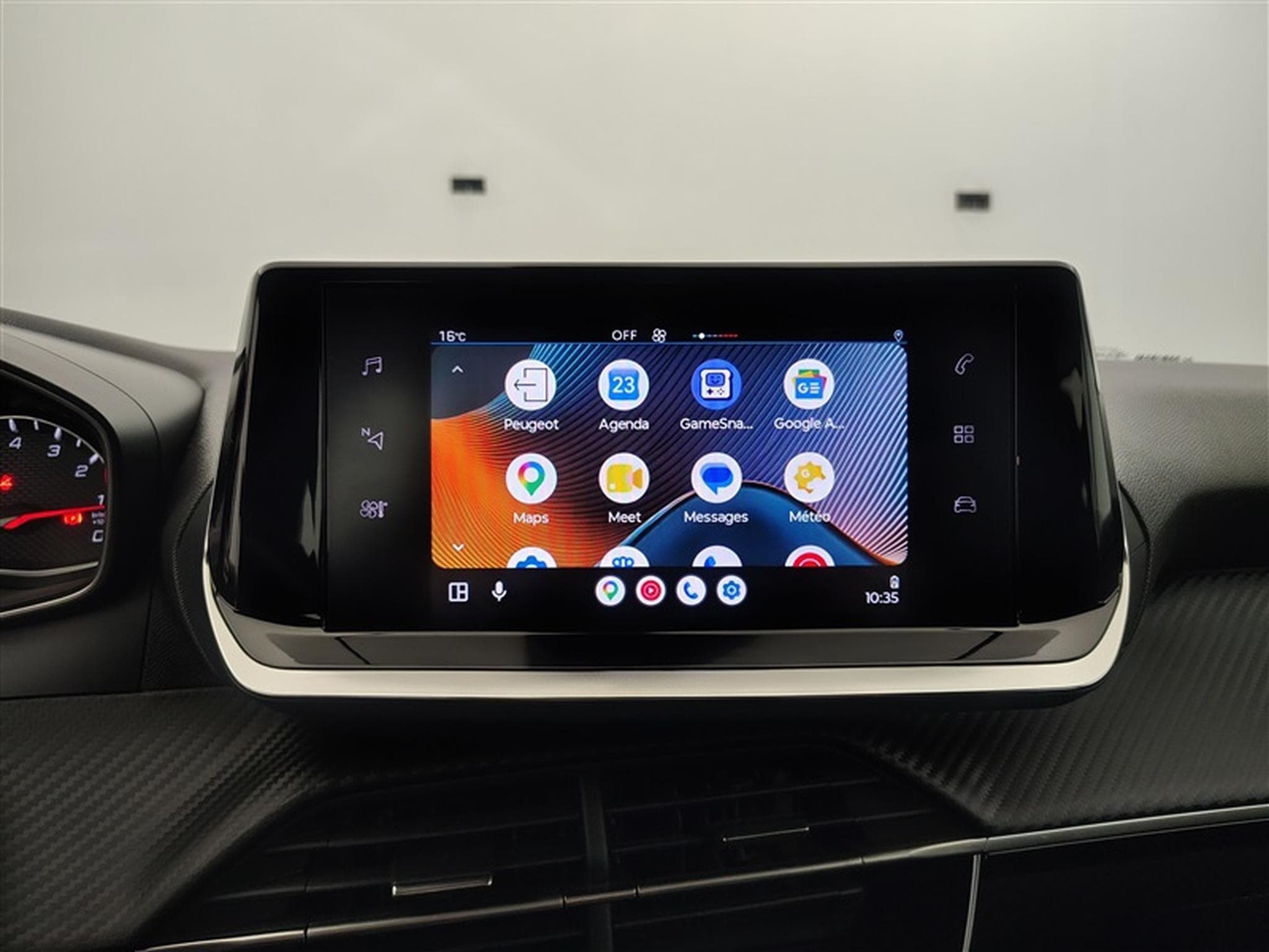 Peugeot 208 1.2i PureTech Active Pack CARPLAY / FULL LED / PDC AR (2023) - Photo 18