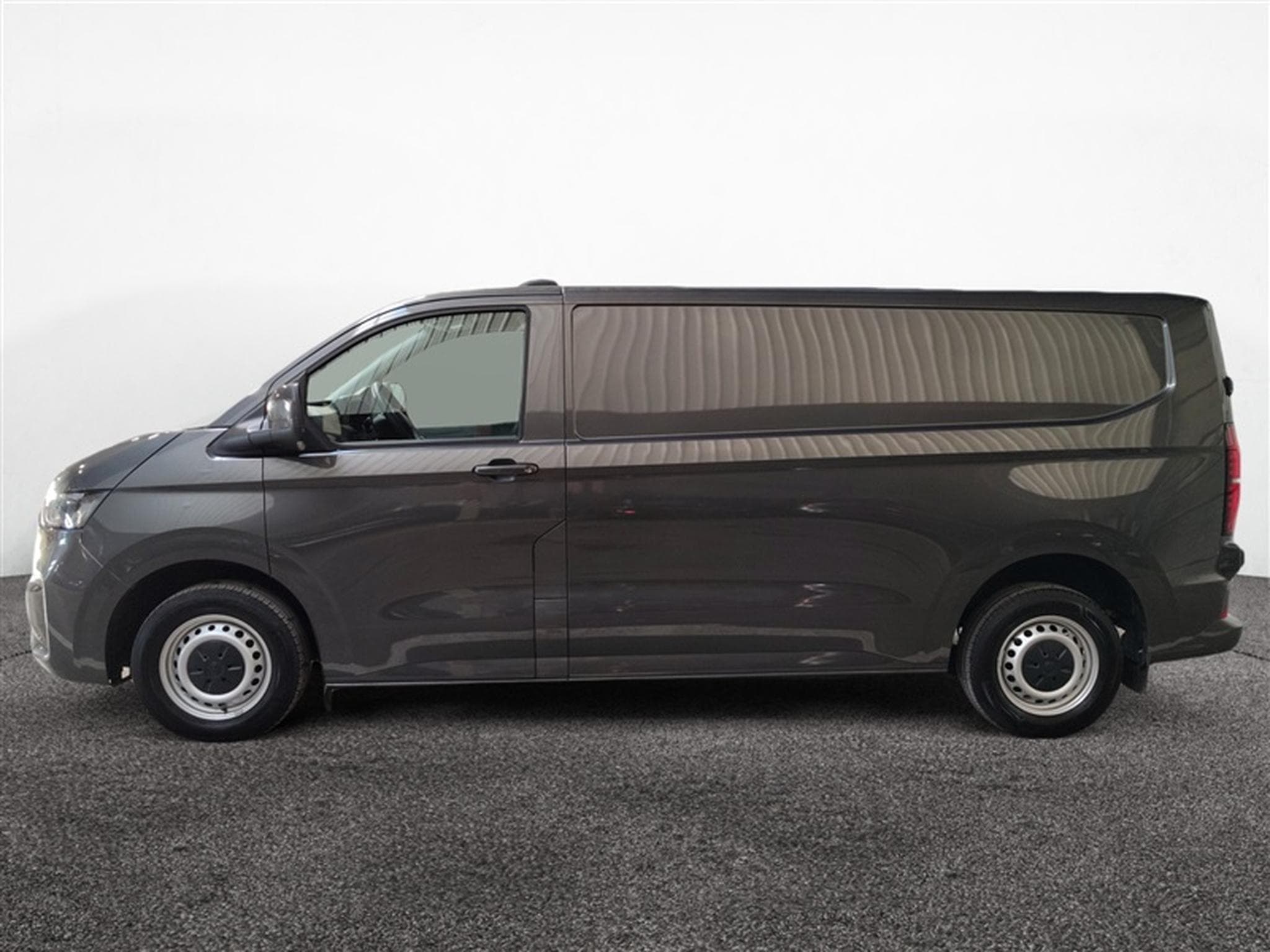 VW T7 2.0 CRTDi 150cv L2 NAVI / CARPLAY / FULL LED / CAMERA (2025) - Photo 3