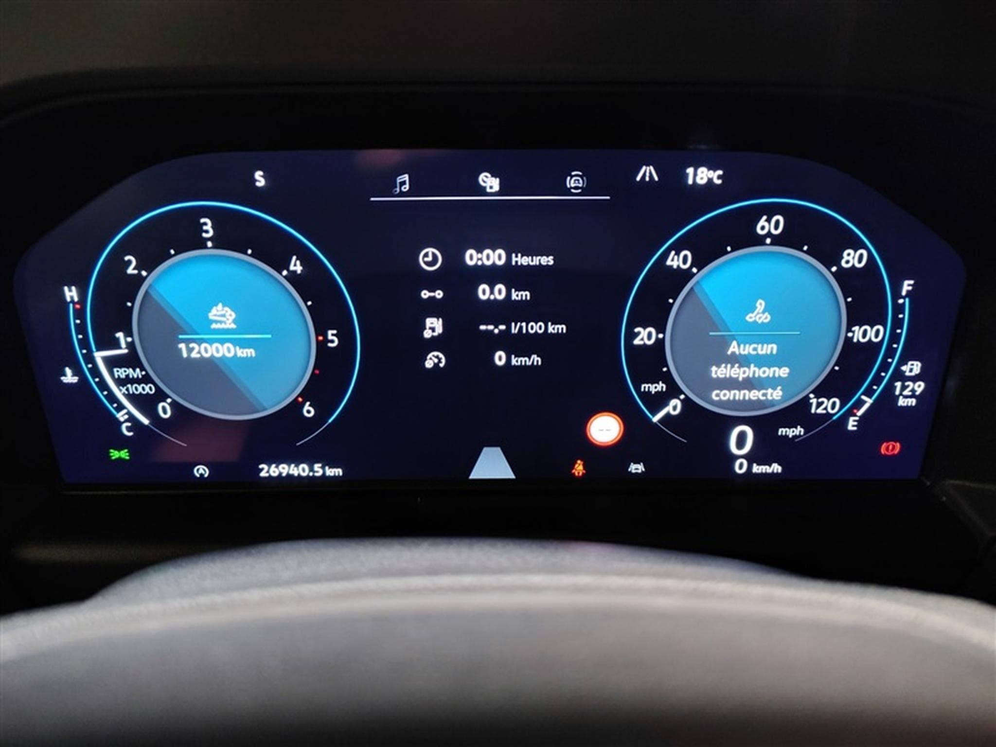 VW T7 2.0 CRTDi 150cv L2 NAVI / CARPLAY / FULL LED / CAMERA (2025) - Photo 10