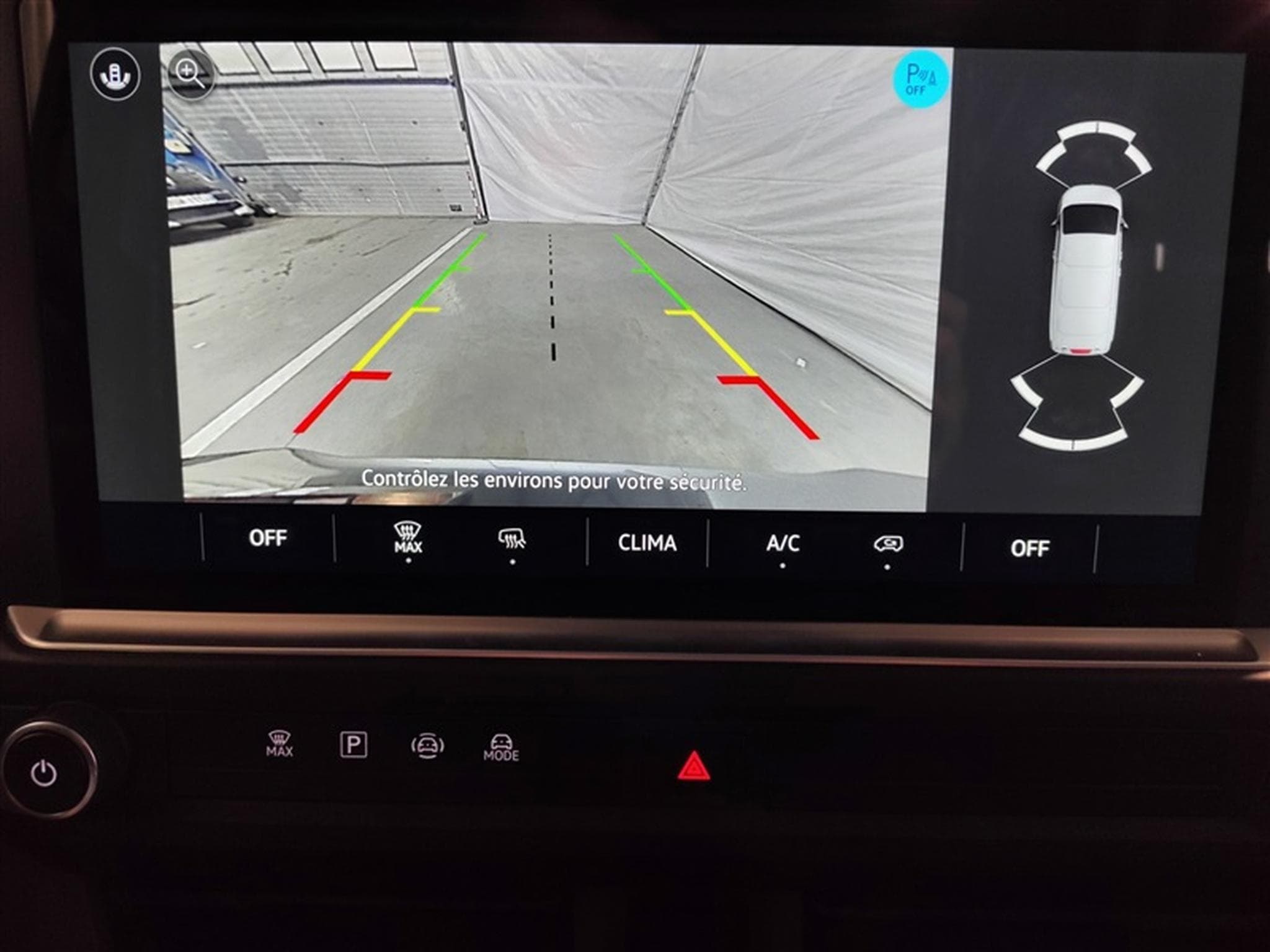 VW T7 2.0 CRTDi 150cv L2 NAVI / CARPLAY / FULL LED / CAMERA (2025) - Photo 19