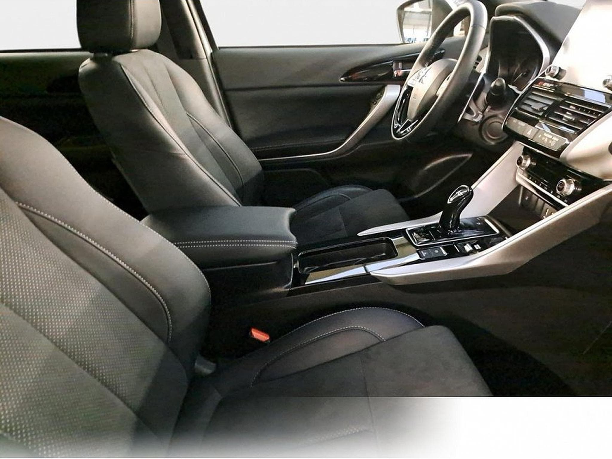 Mitsubishi Eclipse Cross (2026) - Photo 15