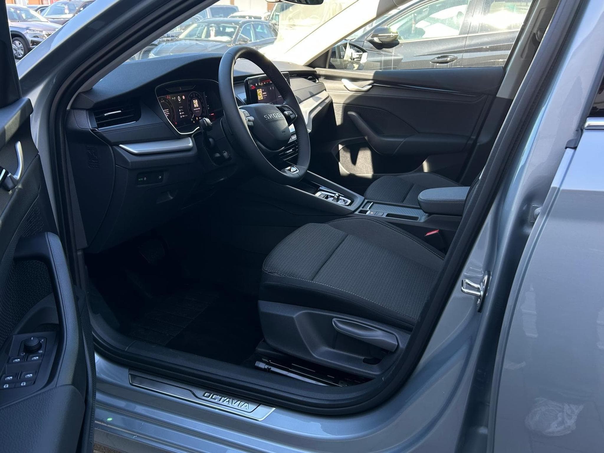 Skoda Octavia Selection (2026) - Foto 6