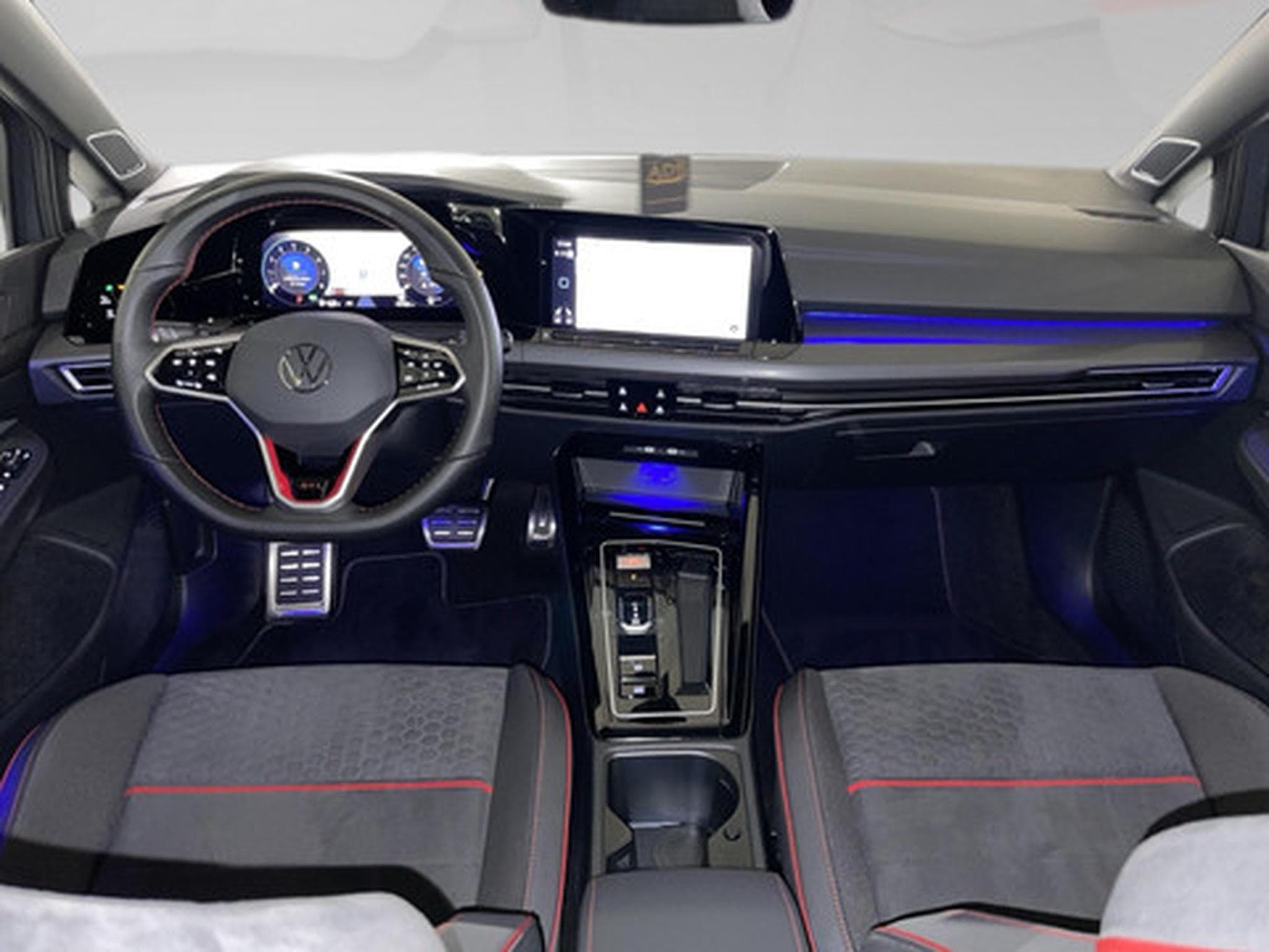 VW Golf VIII 2.0 TSI 221kW GTI Clubsport DSG (2023) - Foto 5