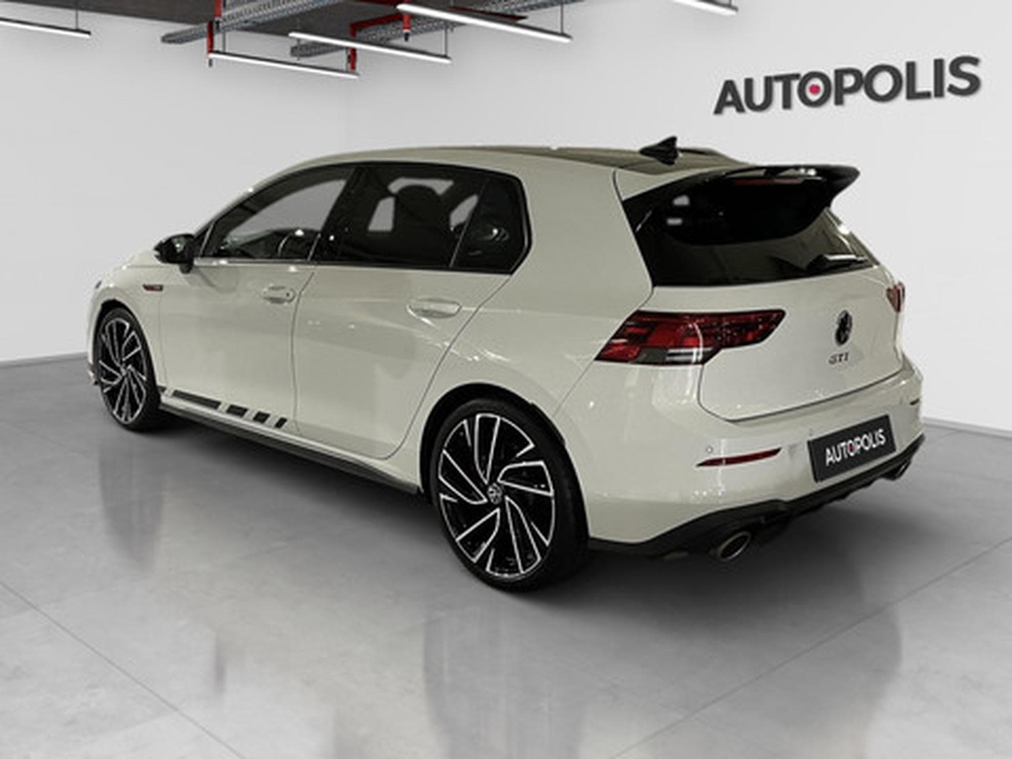 VW Golf VIII 2.0 TSI 221kW GTI Clubsport DSG (2022) - Foto 18