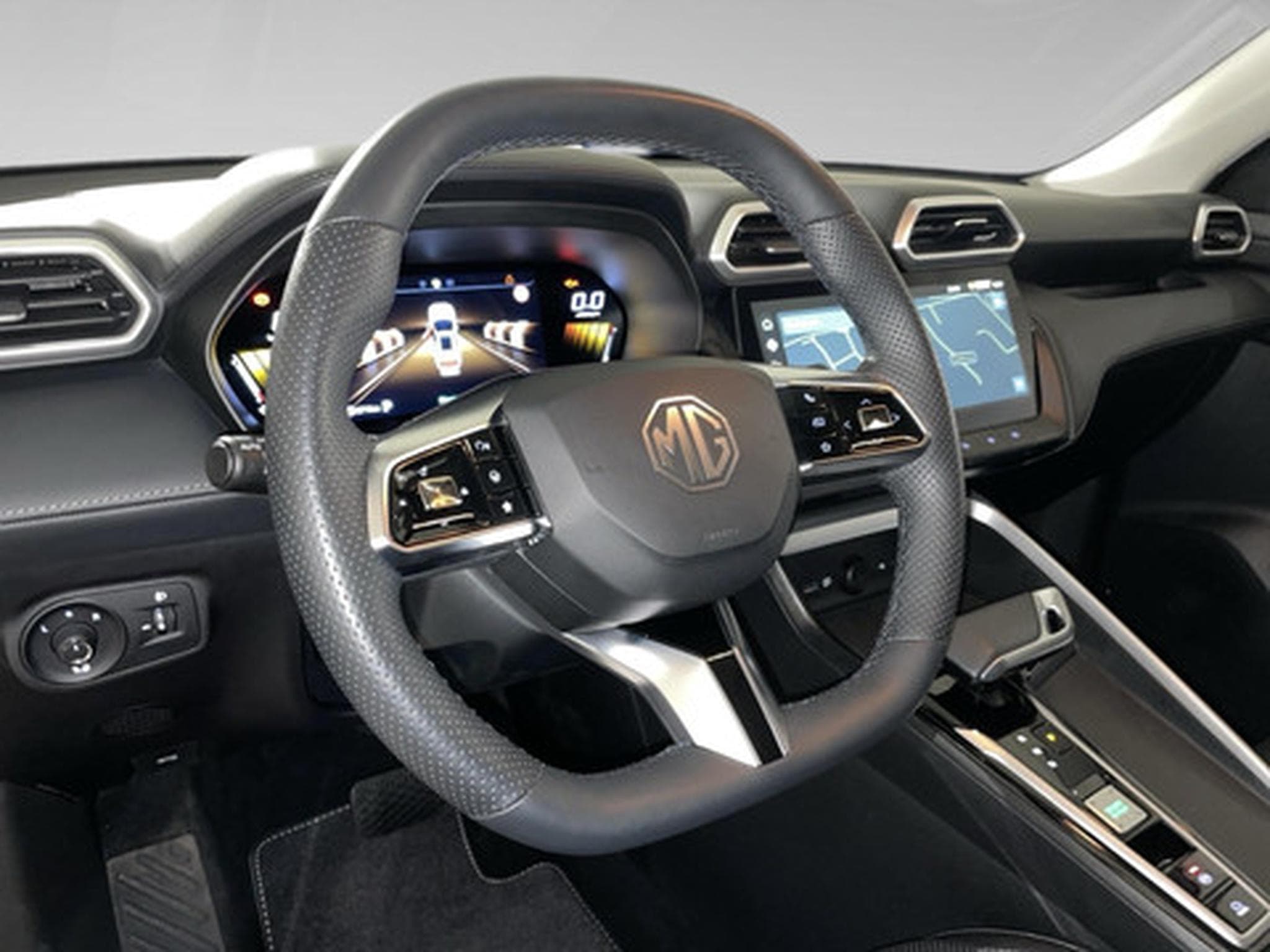 MG ZS 1.5 Hybrid+ Luxury (2025) - Photo 7