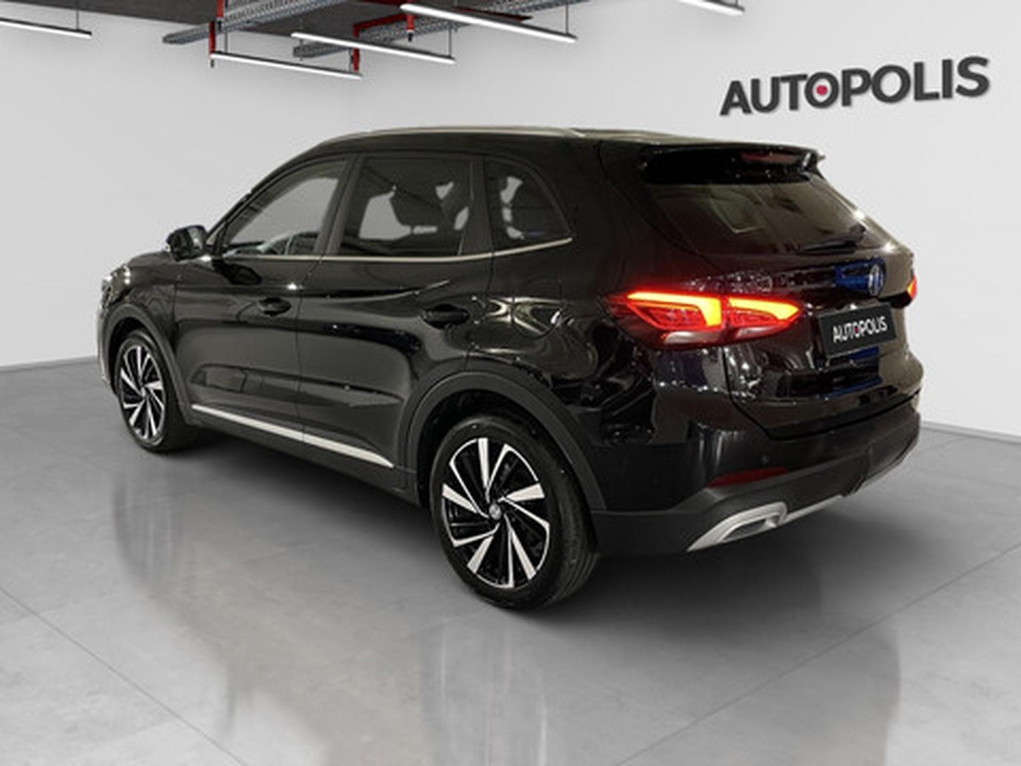 MG ZS 1.5 Hybrid+ Luxury (2025) - Photo 12
