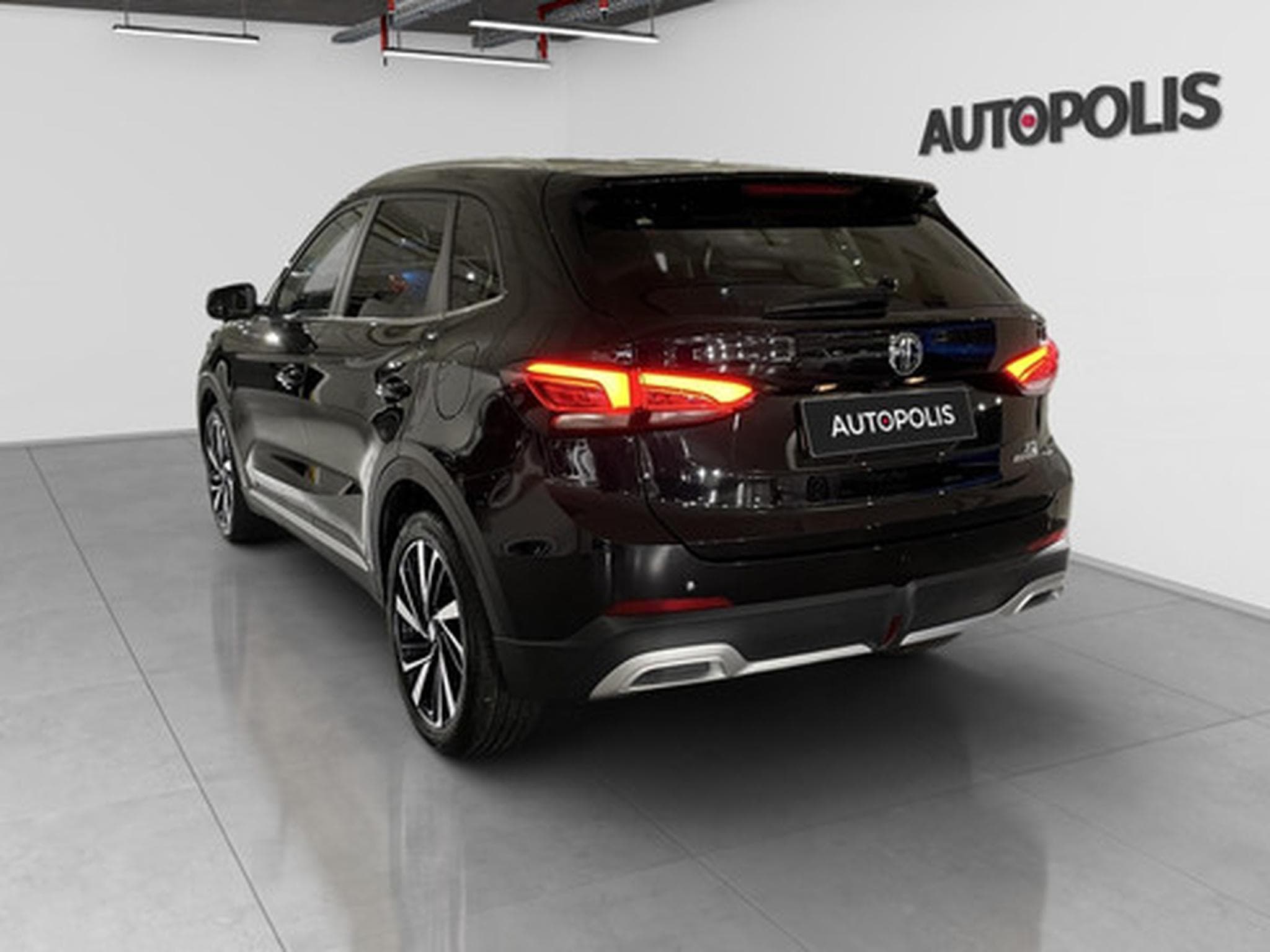 MG ZS 1.5 Hybrid+ Luxury (2025) - Photo 17
