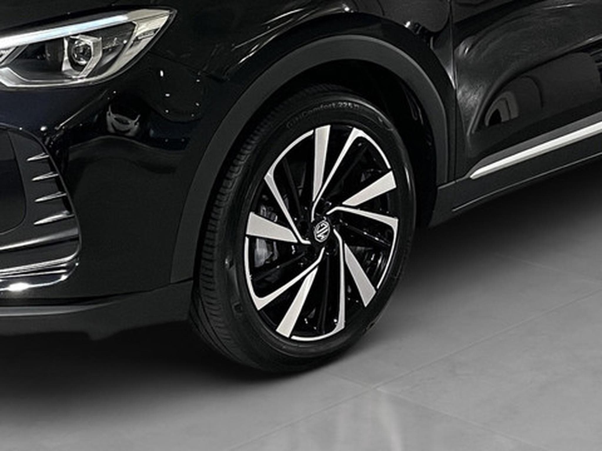 MG ZS 1.5 Hybrid+ Luxury (2025) - Photo 19