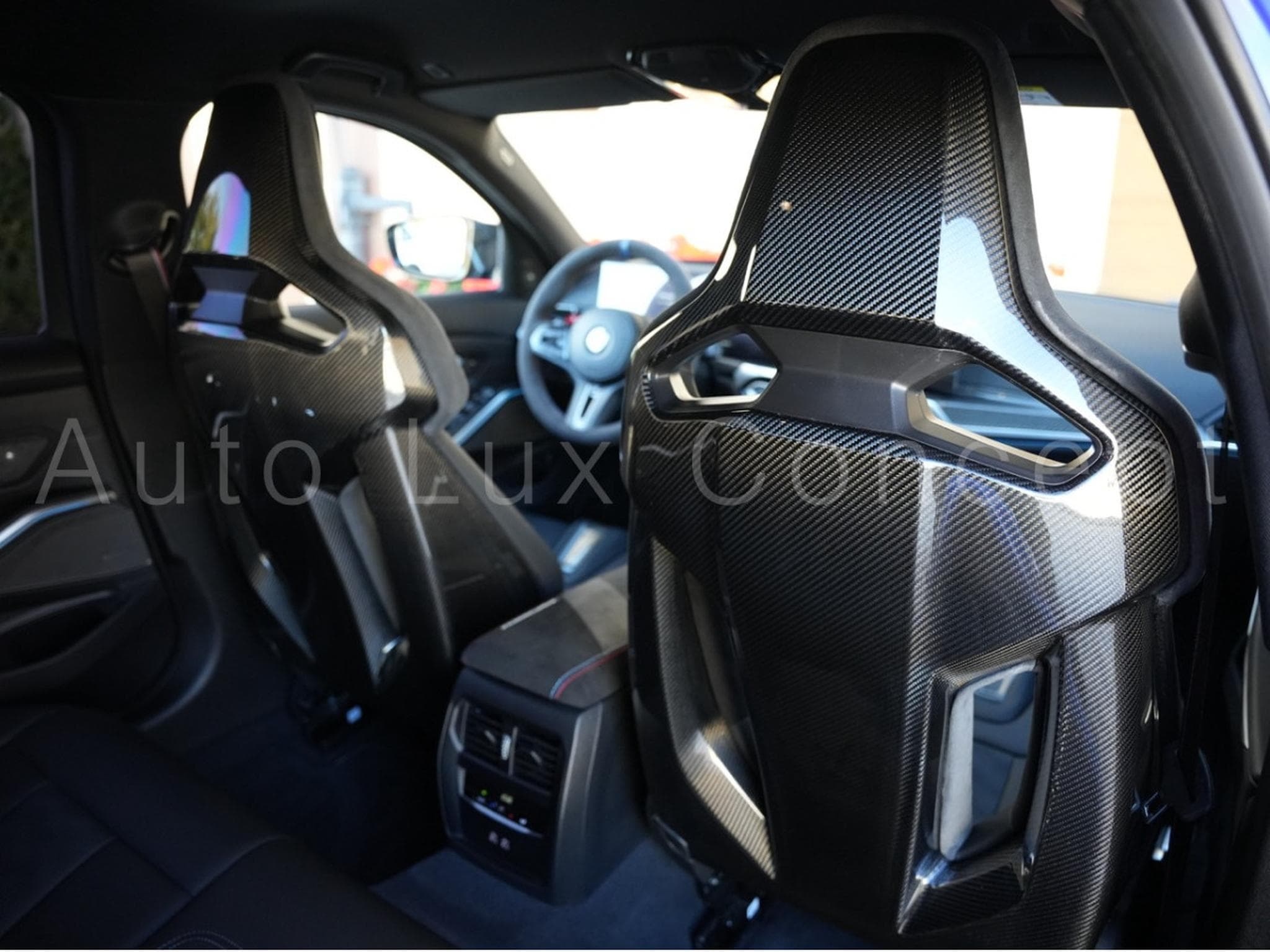 BMW M3 Competition M xDrive (2023) - Photo 9