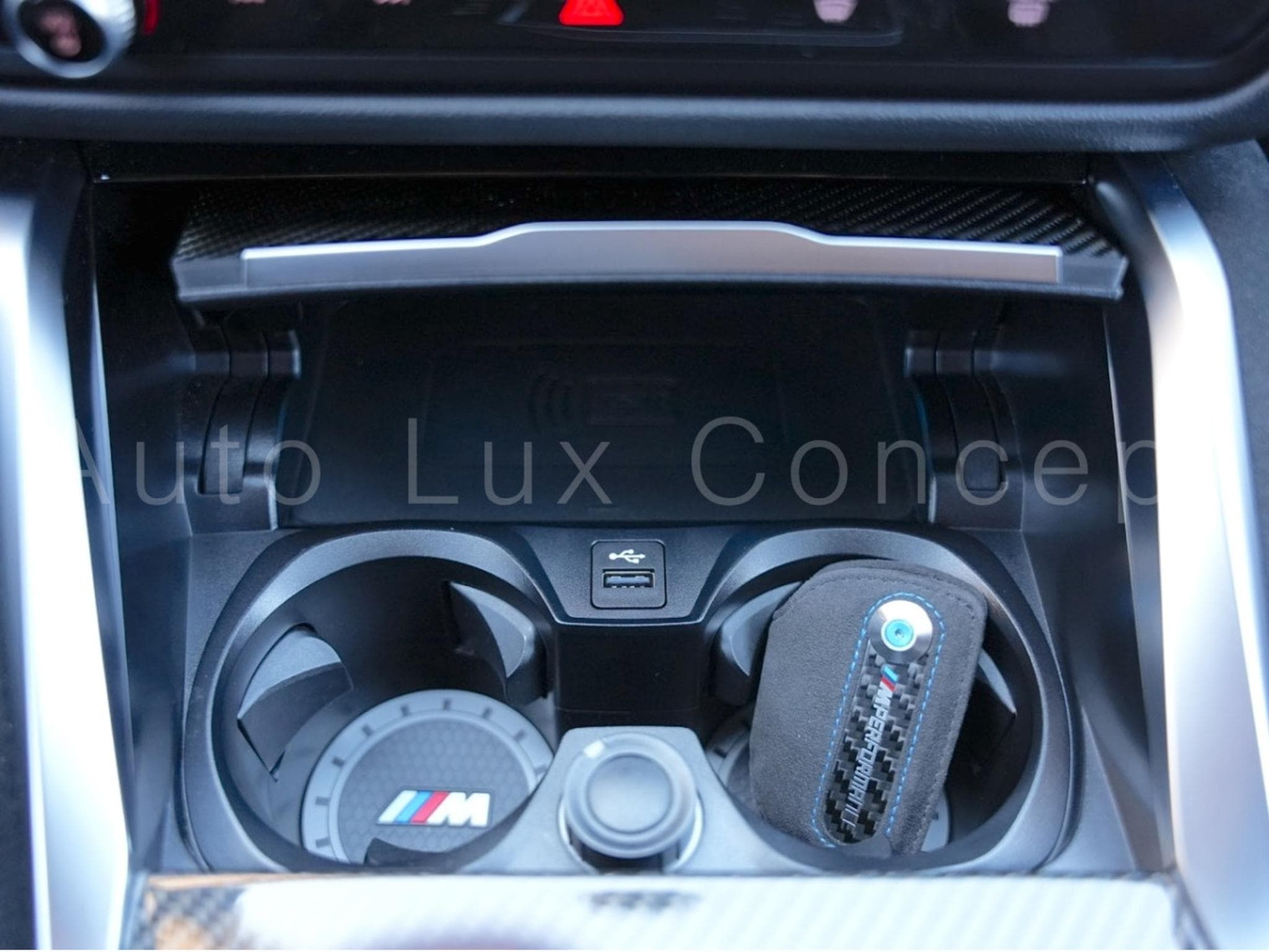 BMW M3 Competition M xDrive (2023) - Photo 21