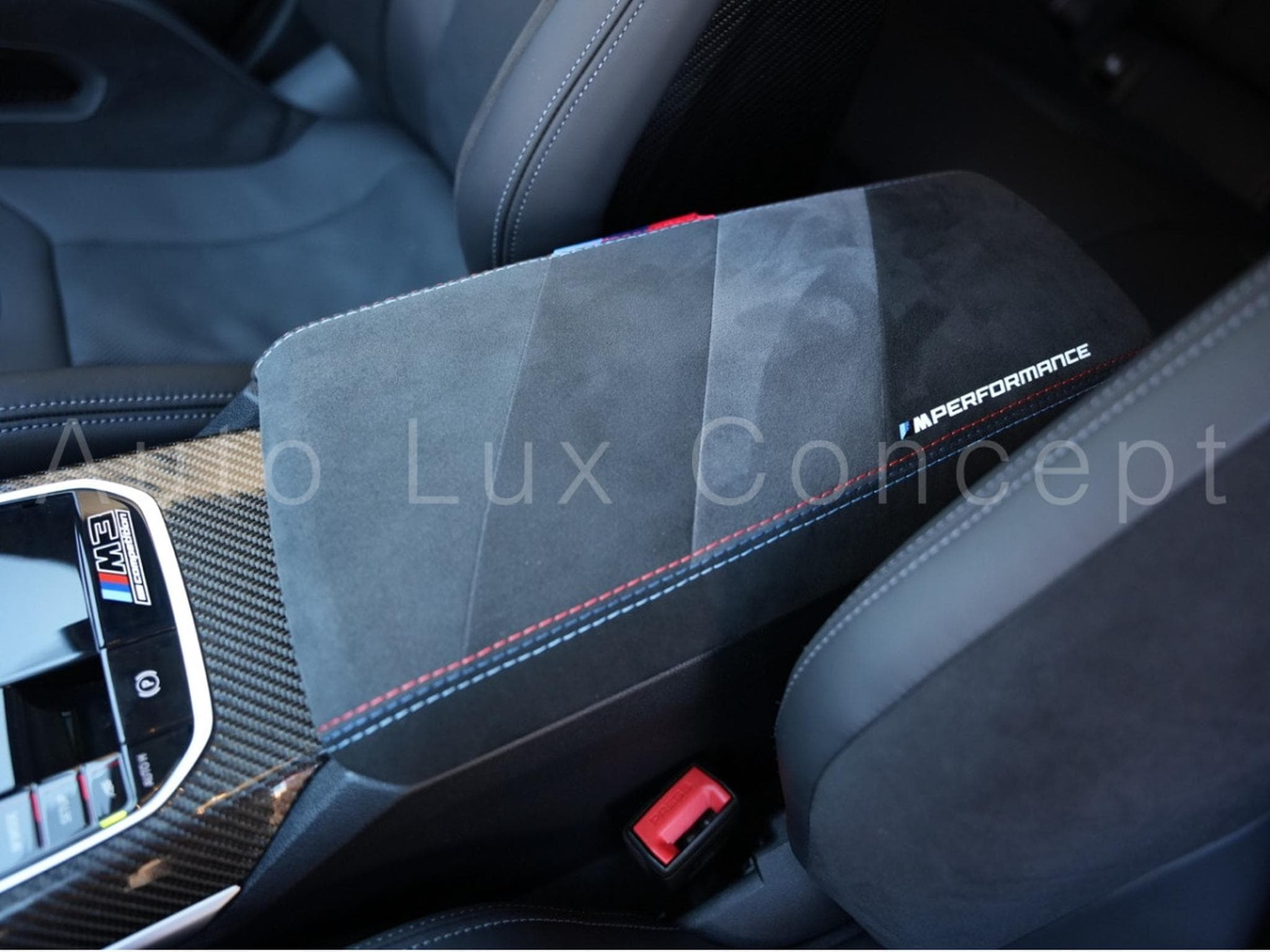BMW M3 Competition M xDrive (2023) - Photo 23