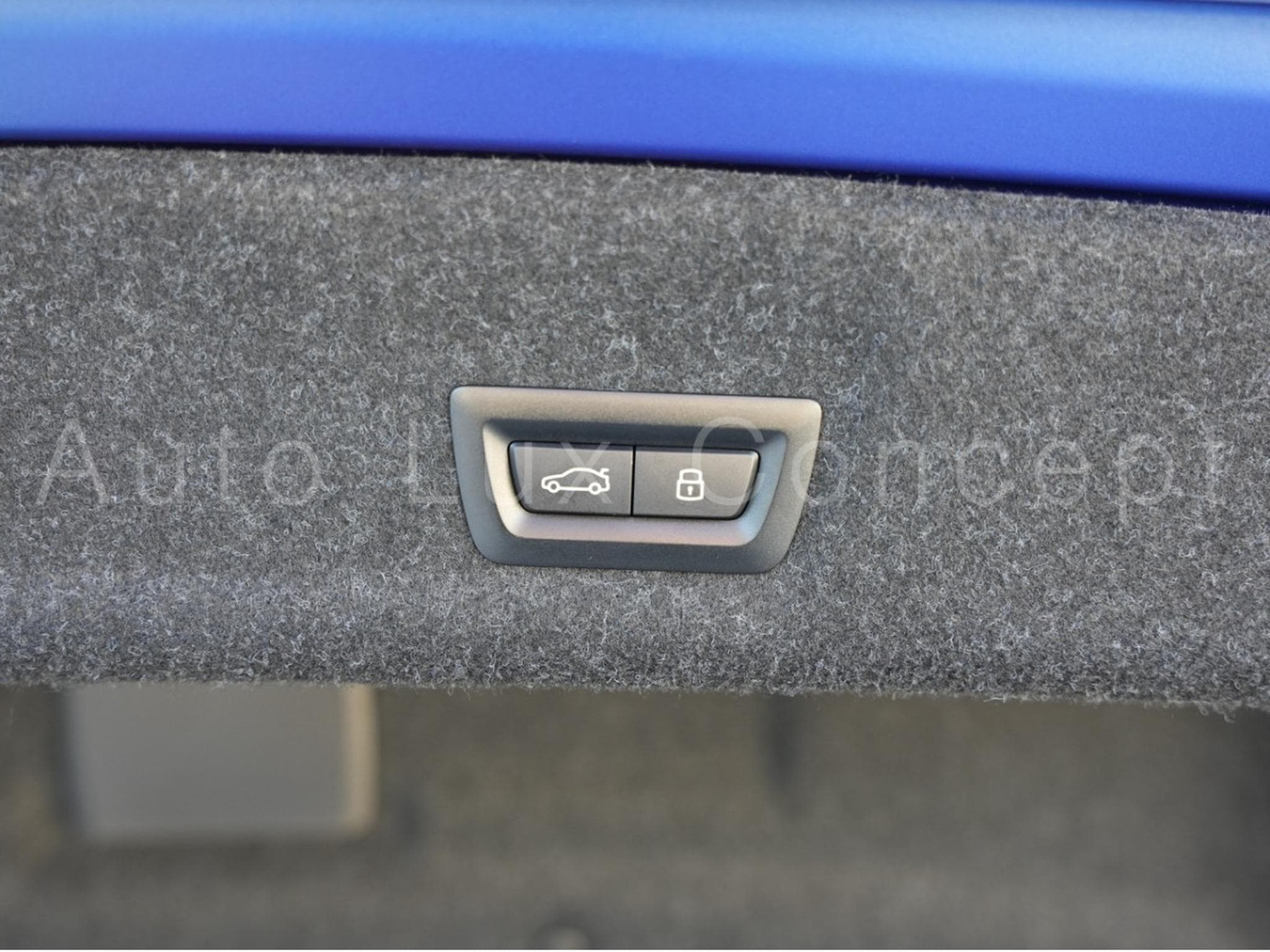 BMW M3 Competition M xDrive (2023) - Photo 26