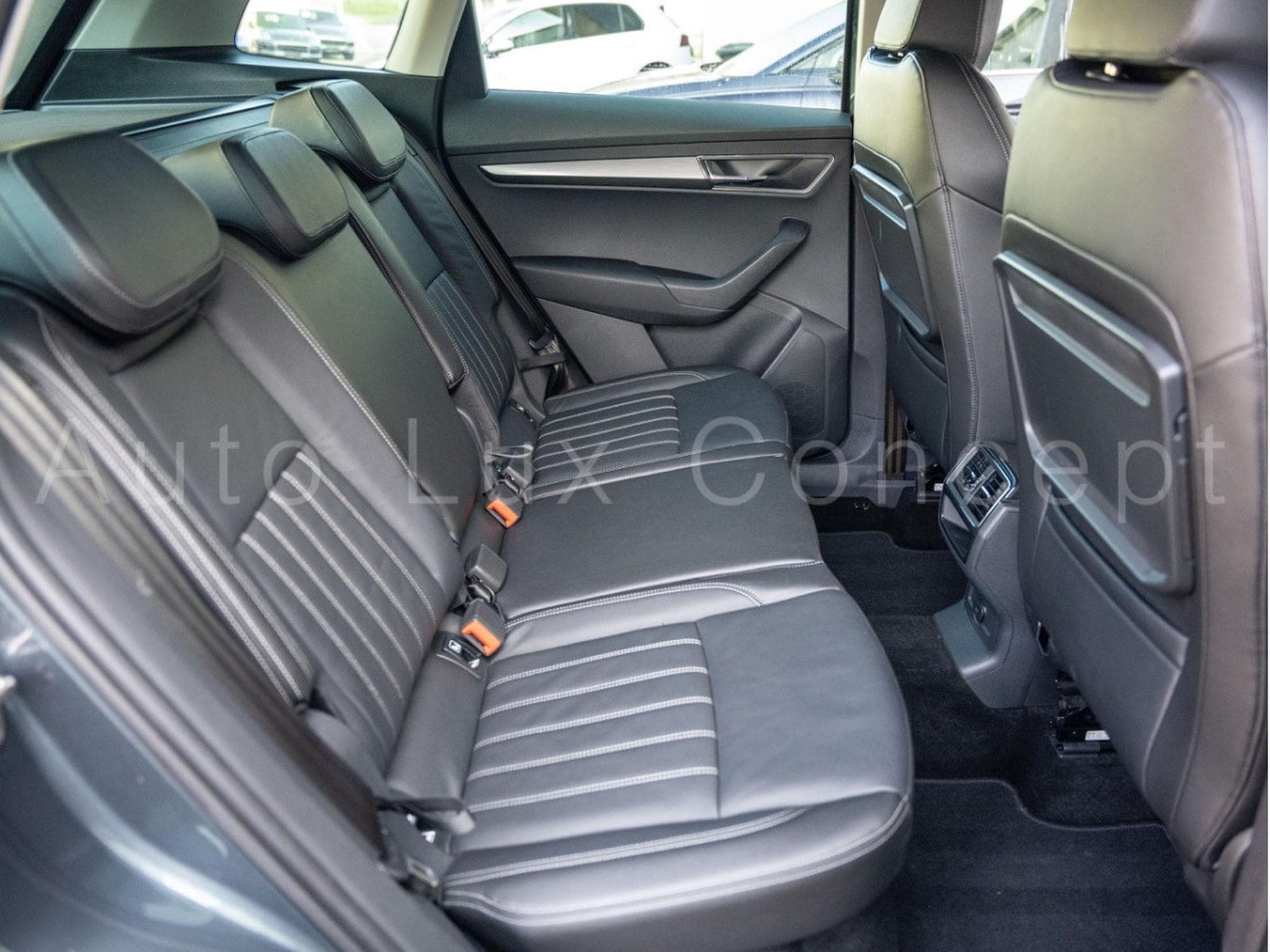 Skoda Karoq 1.5 TSI 150 Style DSG (2018) - Foto 9
