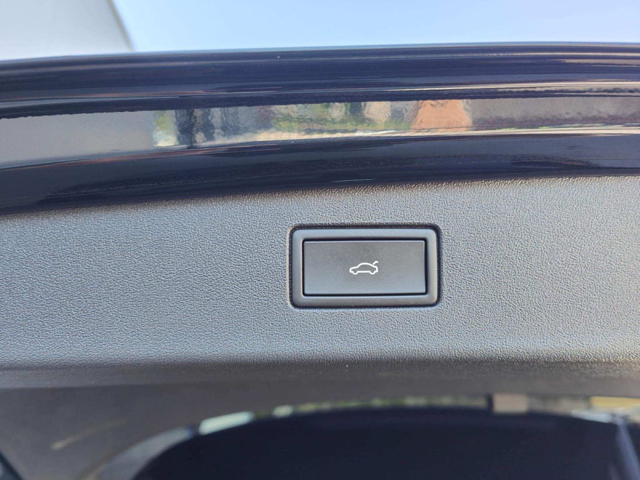 VW Tiguan 2.0 TDI DSG GPS CARPLAY CAMERA 360 SIEGES CHAUFFANTS VENTILE (2025) - Foto 13