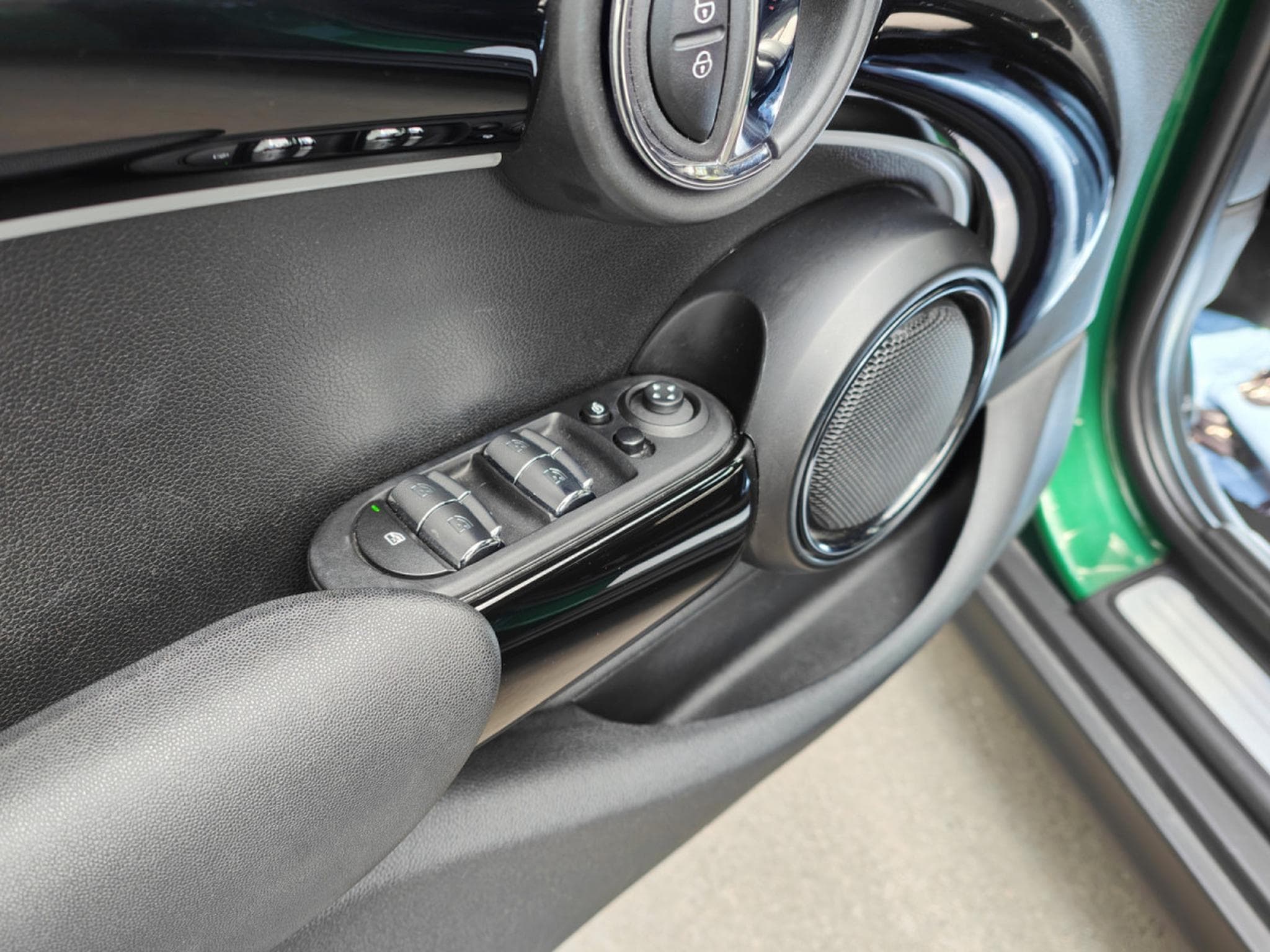 Mini Cooper 1.5i BOITE AUTO CARPLAY GPS BLUETOOTH PHARES LED (2022) - Foto 12