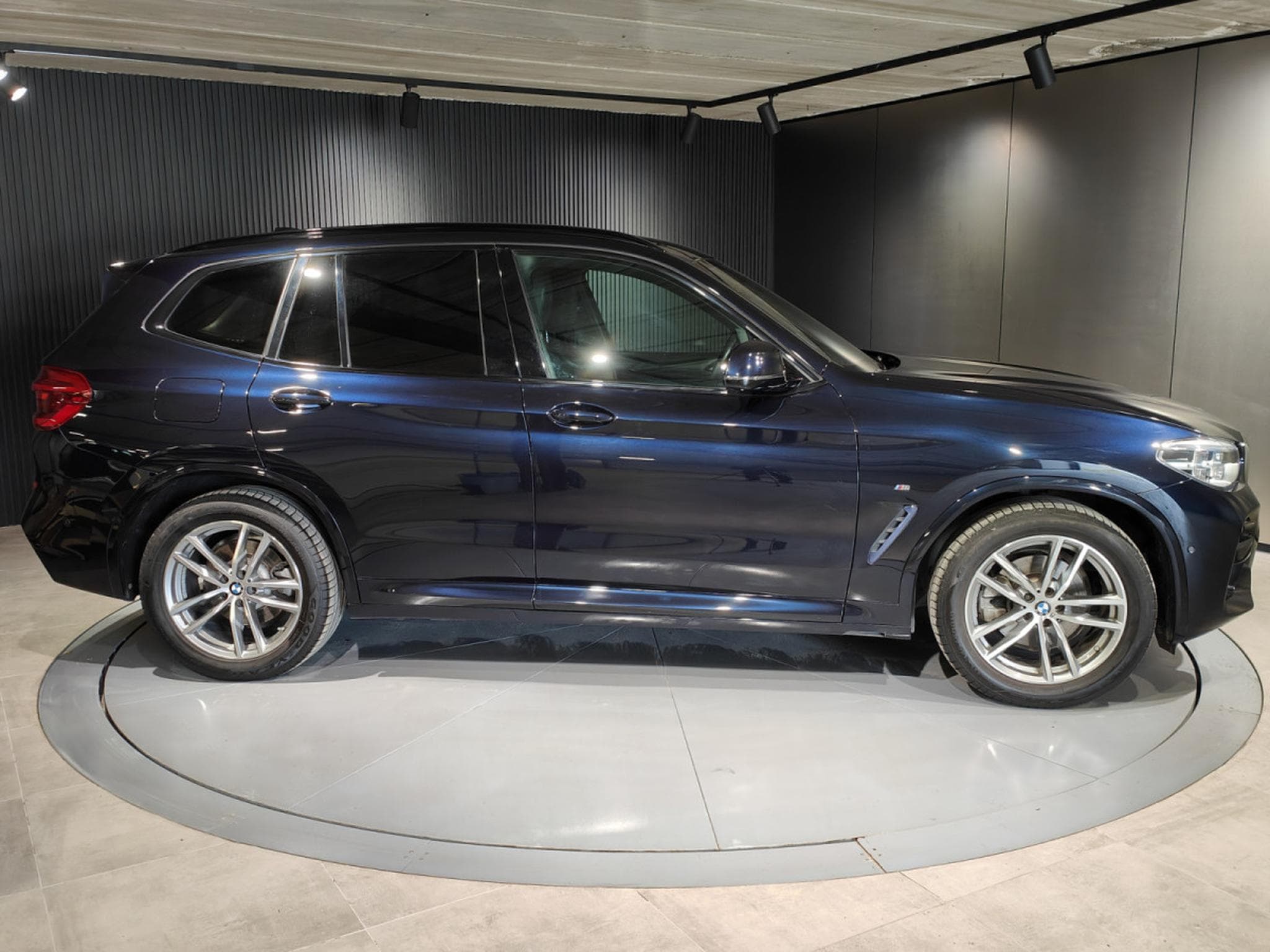 BMW X3 X3 XDRIVE20i PACK M CUIR BLUETOOTH ATTELAGE ELEC (2018) - Foto 2