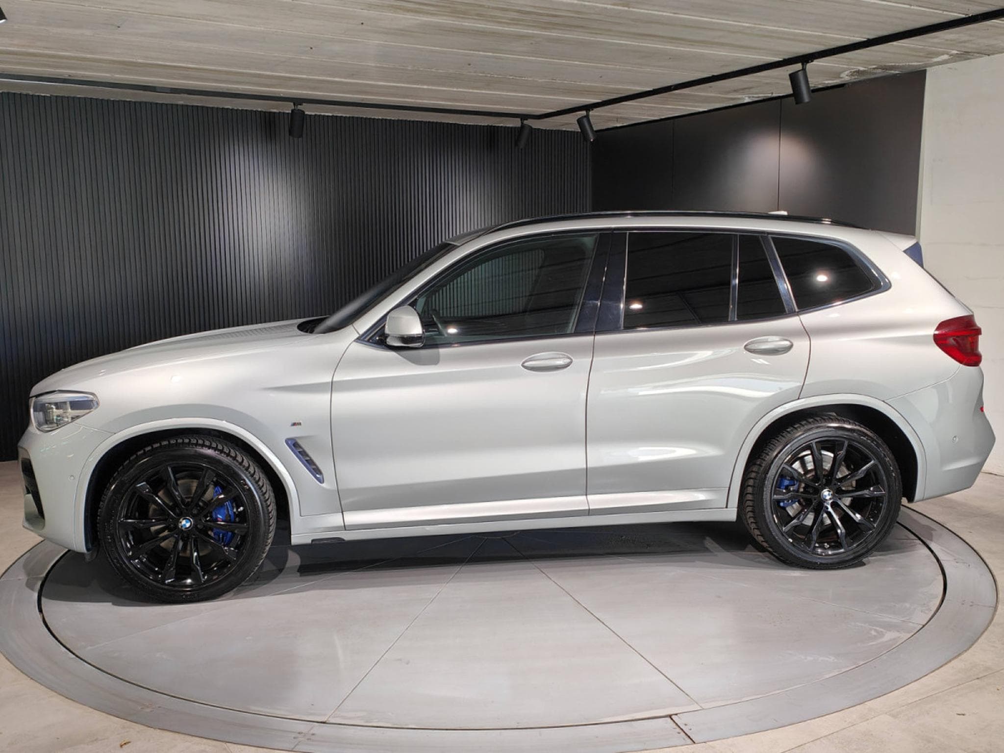 BMW X3 SDRIVE 18D PACK M CARPLAY CAMERA TOIT PANO OUVRANT SIEGES ET (2020) - Foto 5