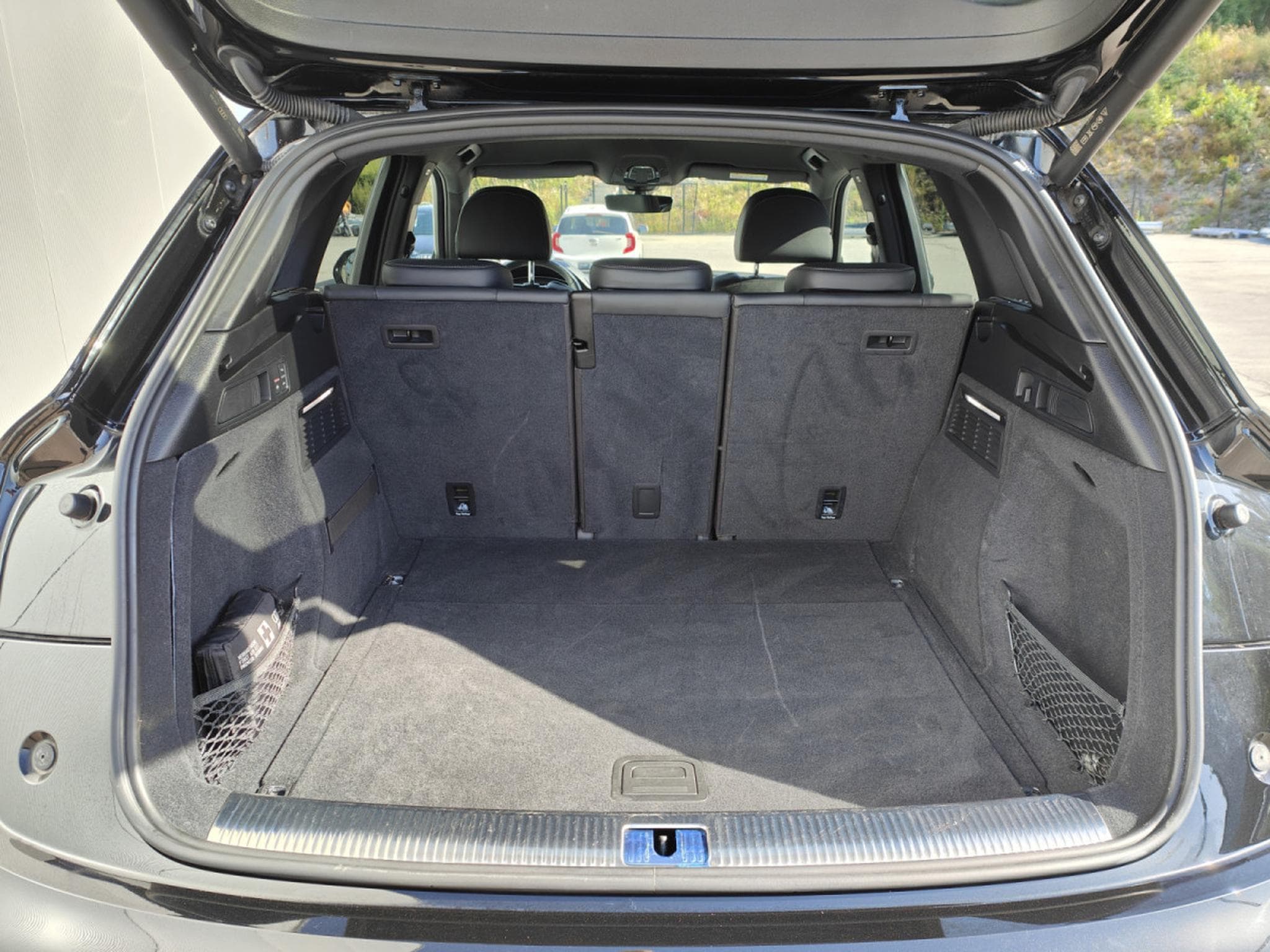 Audi SQ5 3.0 TDI V6 QUATTRO TIPTRONIC SUSPENSIONS PNEU BANG&OLUFSEN (2022) - Foto 9