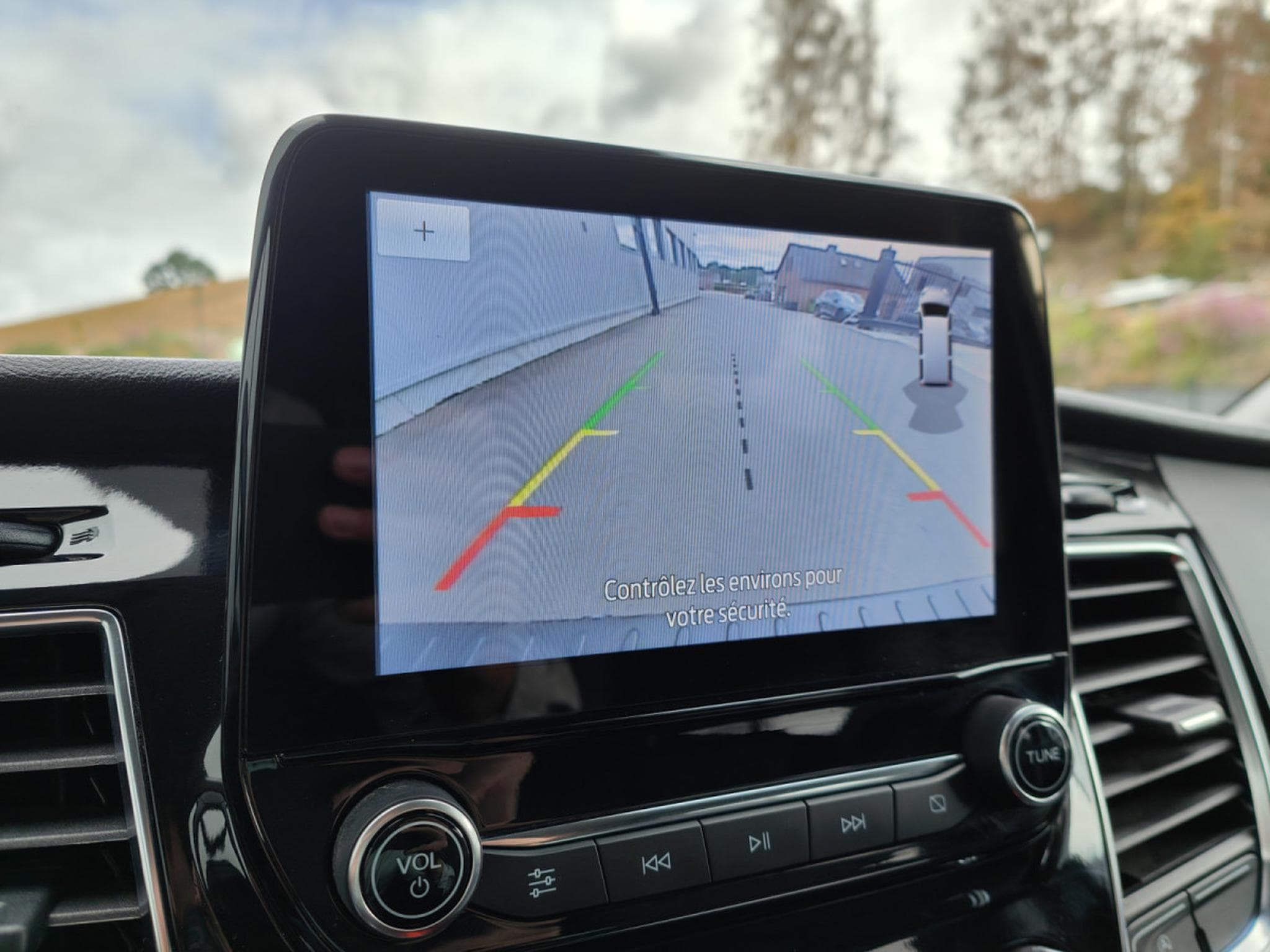 Ford Transit 2.0 TDCI L2H1 5 PLACES CARPLAY CAMERA GPS BLUETOOTH (2021) - Foto 17