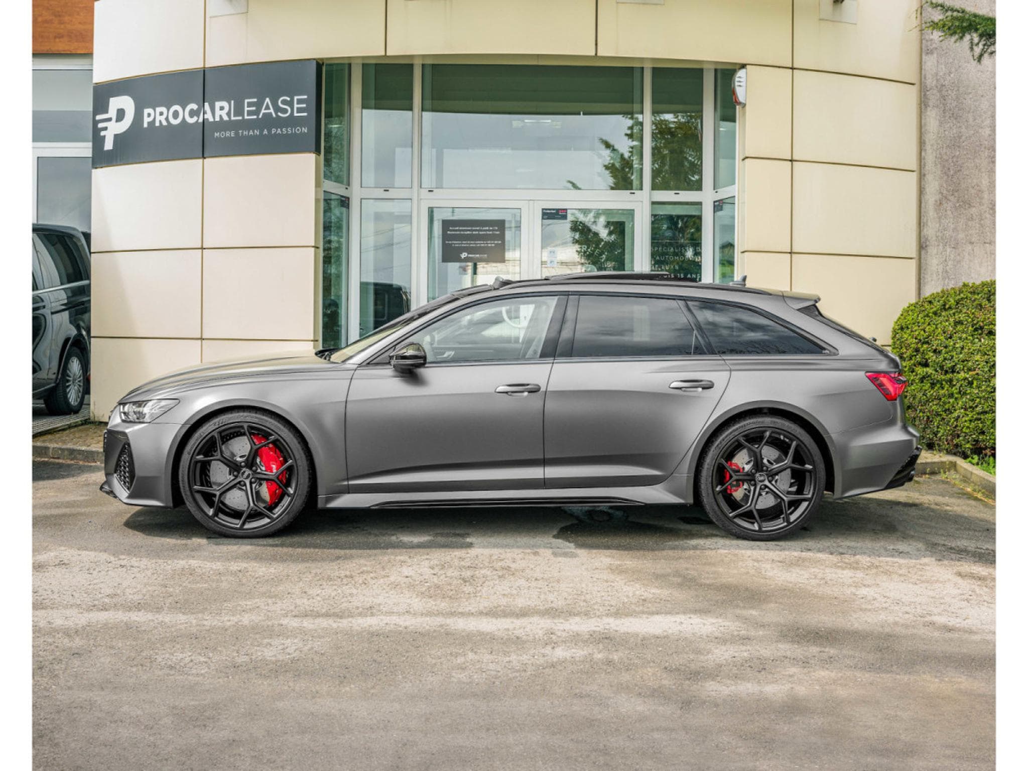Audi RS6 RS6 Avant PERFORMANCE 4.0 TFSI quattro/22/PANO/KEYLESS/RS DY (2023) - Photo 3
