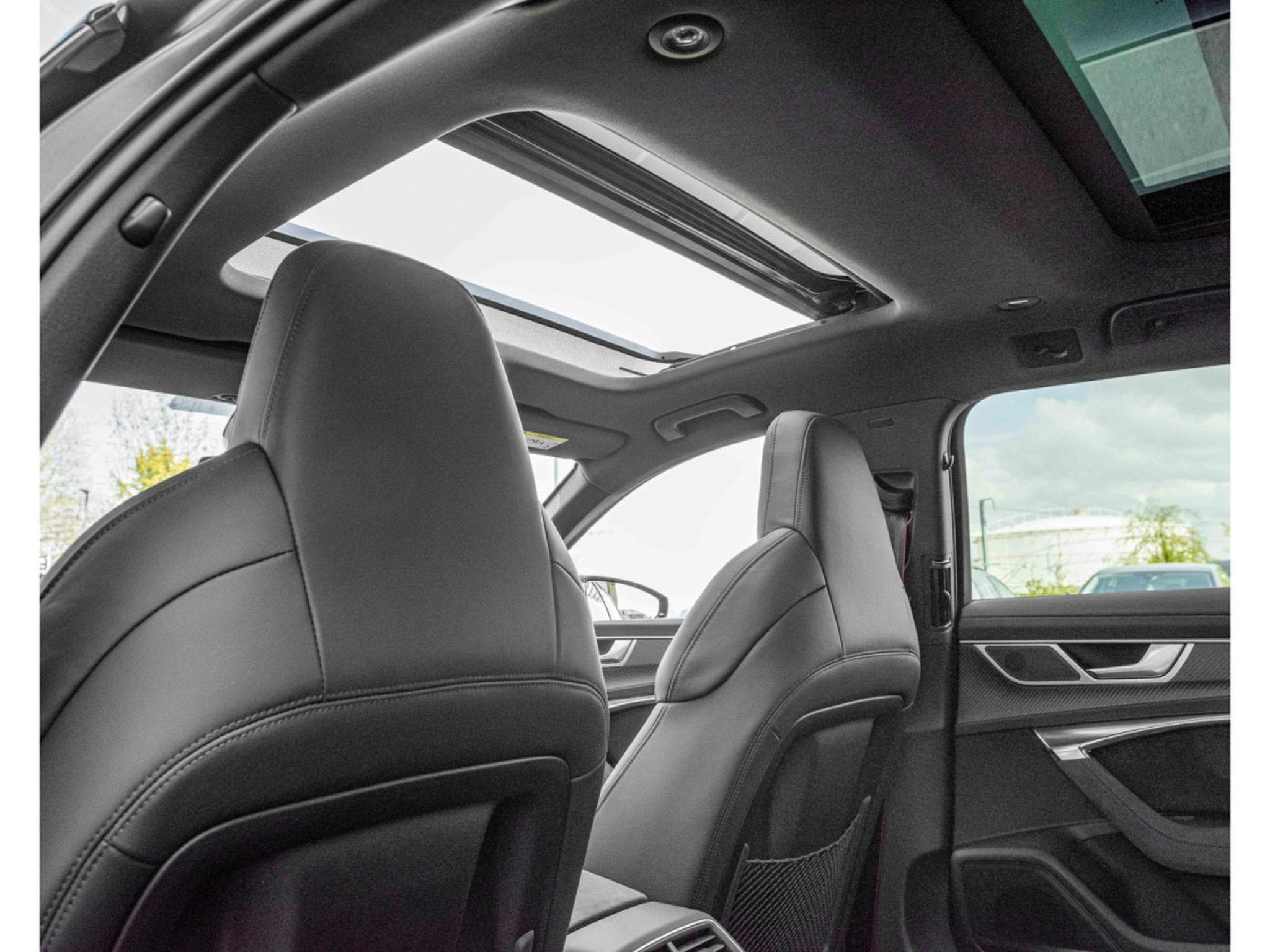 Audi RS6 RS6 Avant PERFORMANCE 4.0 TFSI quattro/22/PANO/KEYLESS/RS DY (2023) - Photo 20