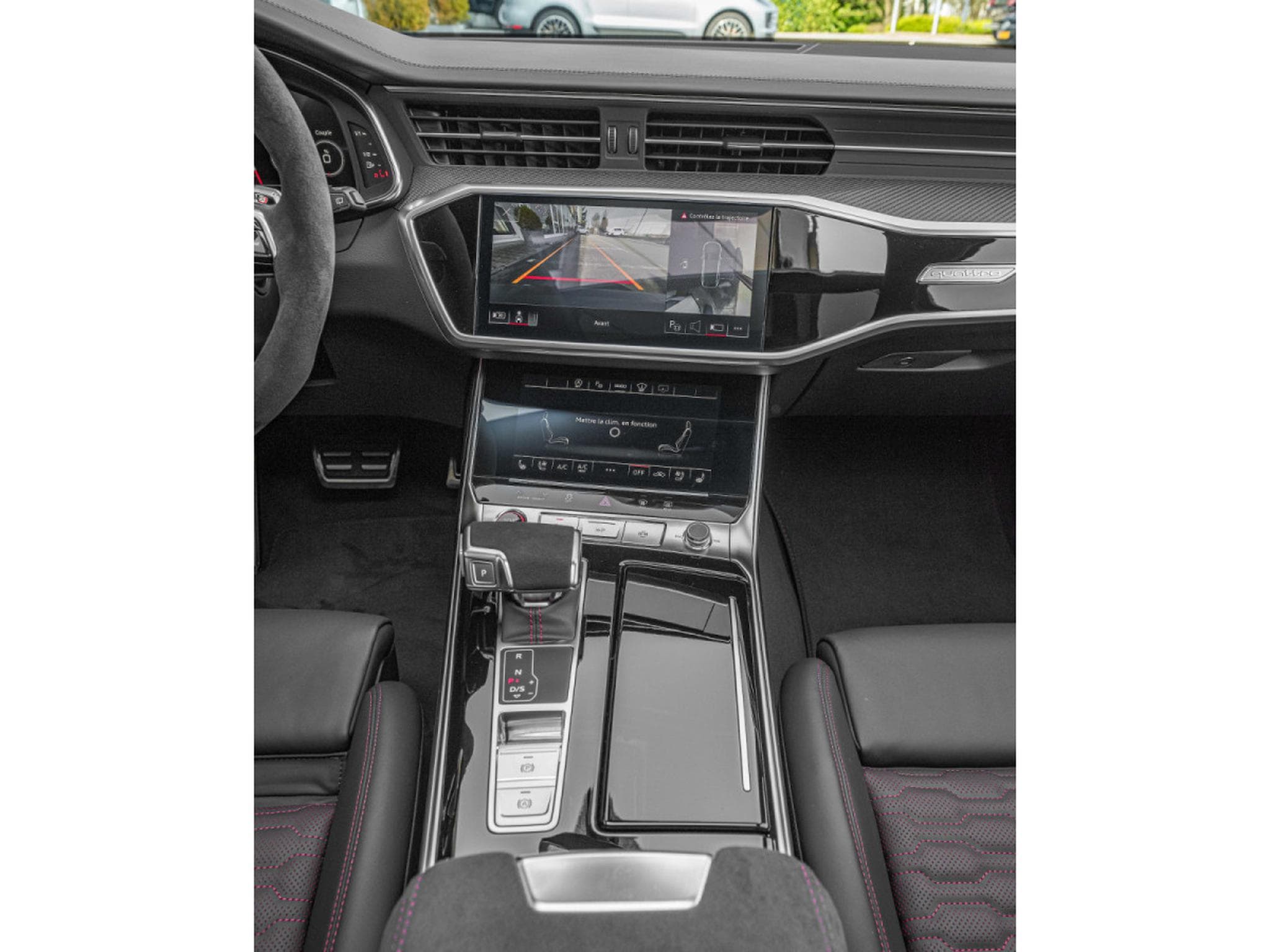 Audi RS6 RS6 Avant PERFORMANCE 4.0 TFSI quattro/22/PANO/KEYLESS/RS DY (2023) - Photo 18