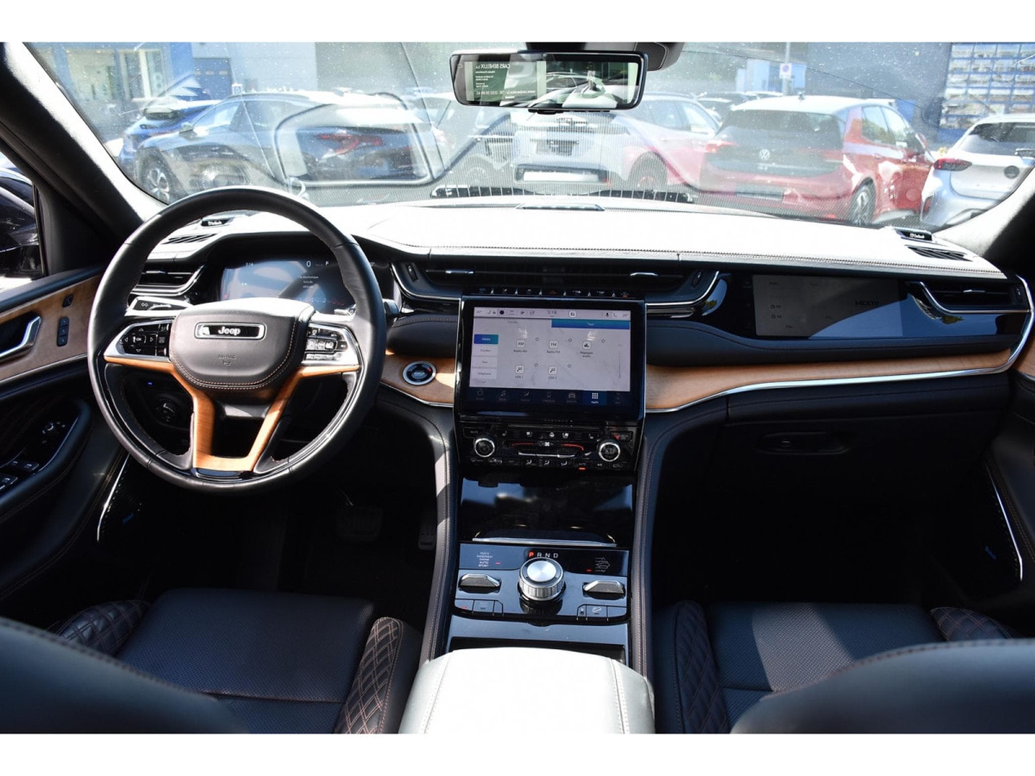 Jeep Cherokee 2.0 4xe PHEV AWD Summit Reserve PANO SG MASS FULL (2024) - Foto 10