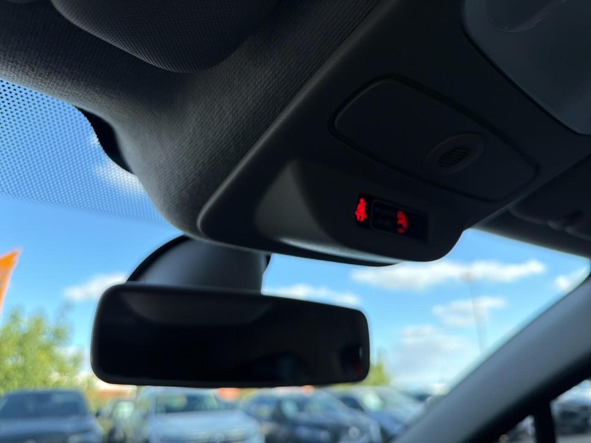 Renault CAPTUR 1.5 DCI 90 INTENS EDC ECO² (2015) - Photo 21