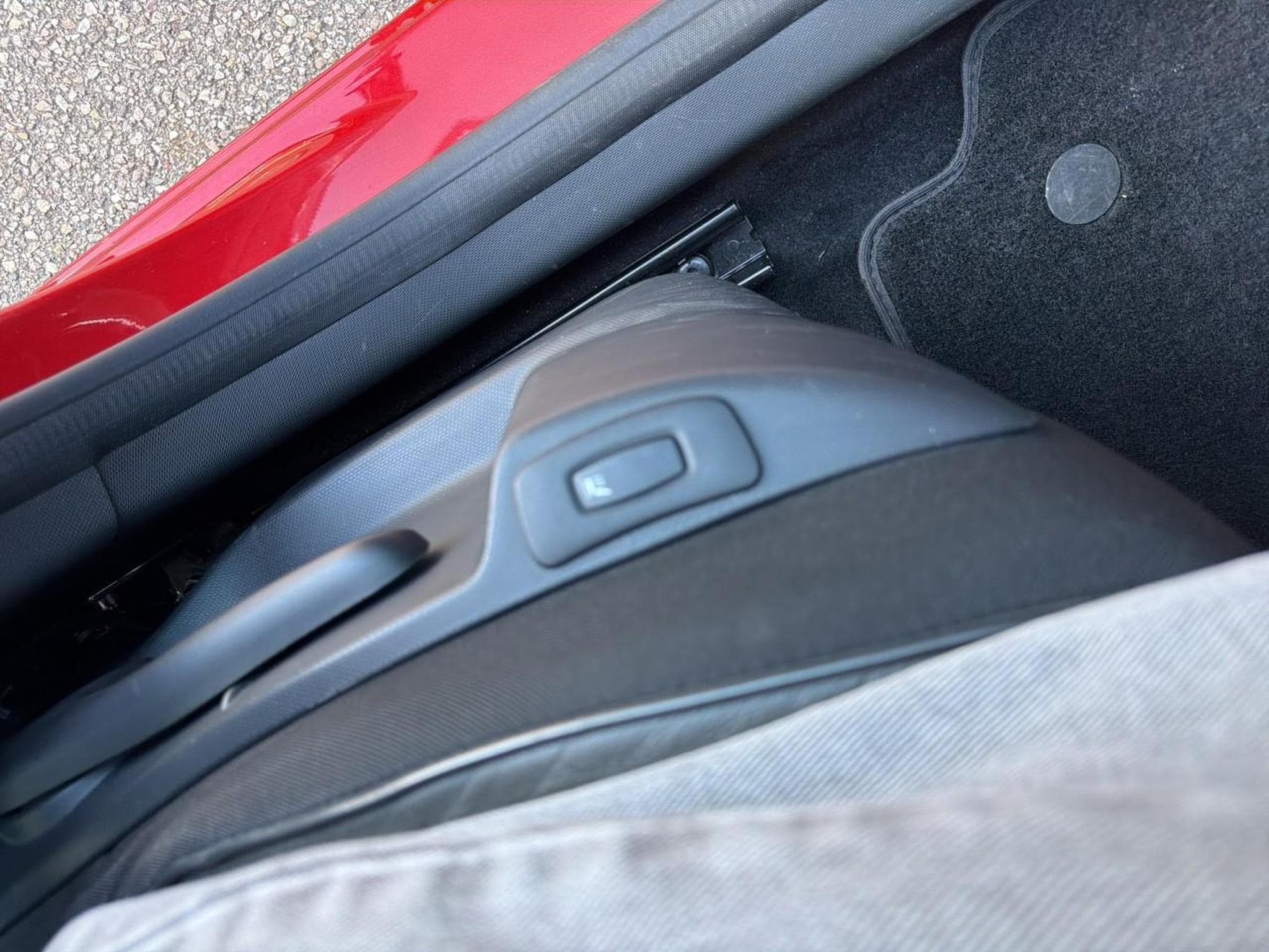Renault CAPTUR 1.5 DCI 90 INTENS EDC ECO² (2015) - Photo 20