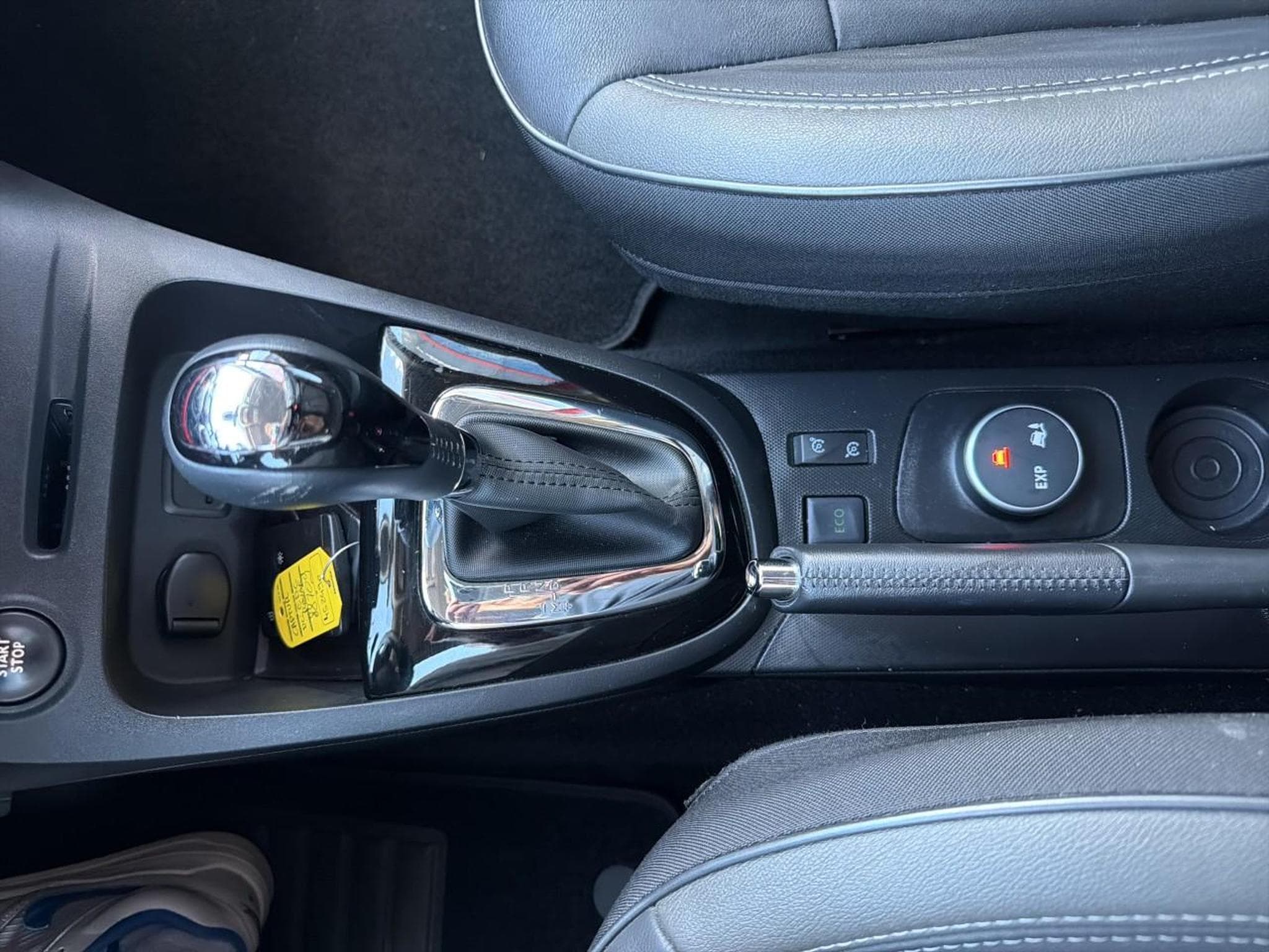 Renault CAPTUR 1.5 DCI 90 INTENS EDC ECO² (2015) - Photo 19
