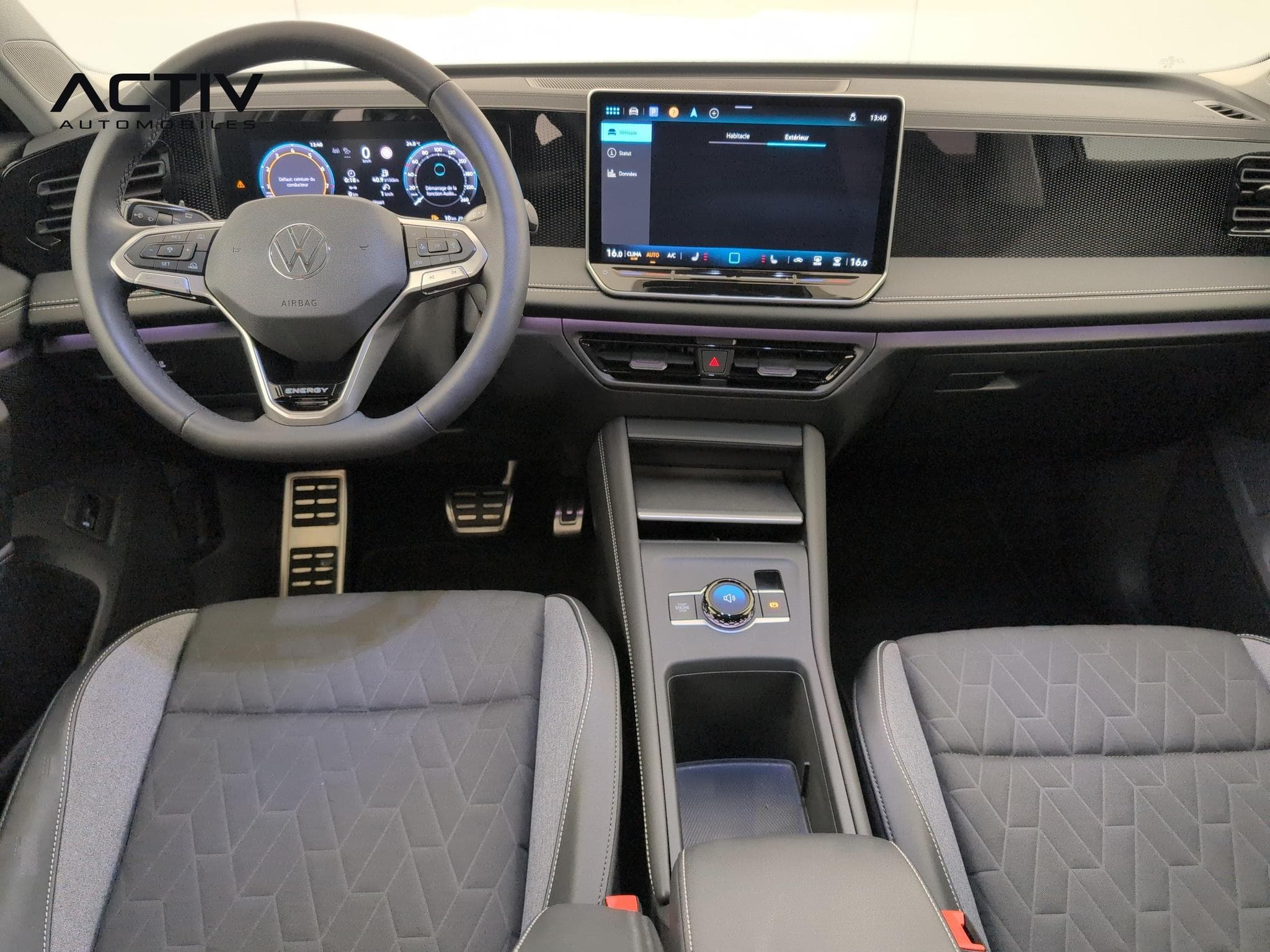 VW Tiguan 1.5 eTSI 131ch DSG7 Life (2025) - Photo 13