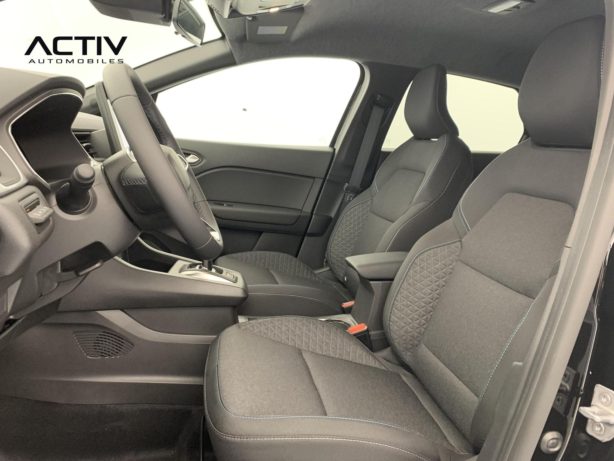Renault CAPTUR E-Tech full hybrid 160 ch Evolution (2026) - Photo 20