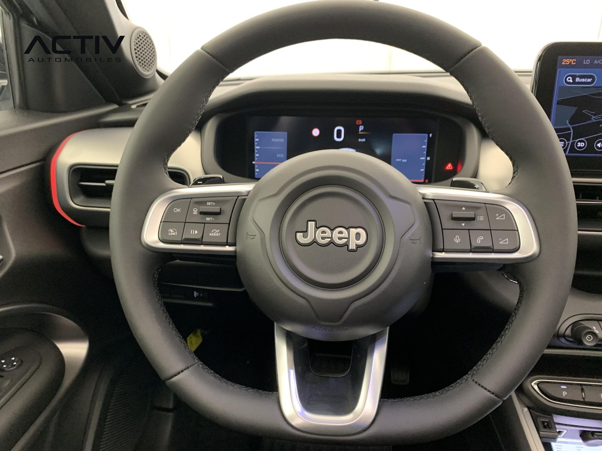 Jeep Avenger 1.2 Turbo T3 110 ch e-Hybrid BVR6 Summit (2026) - Photo 16