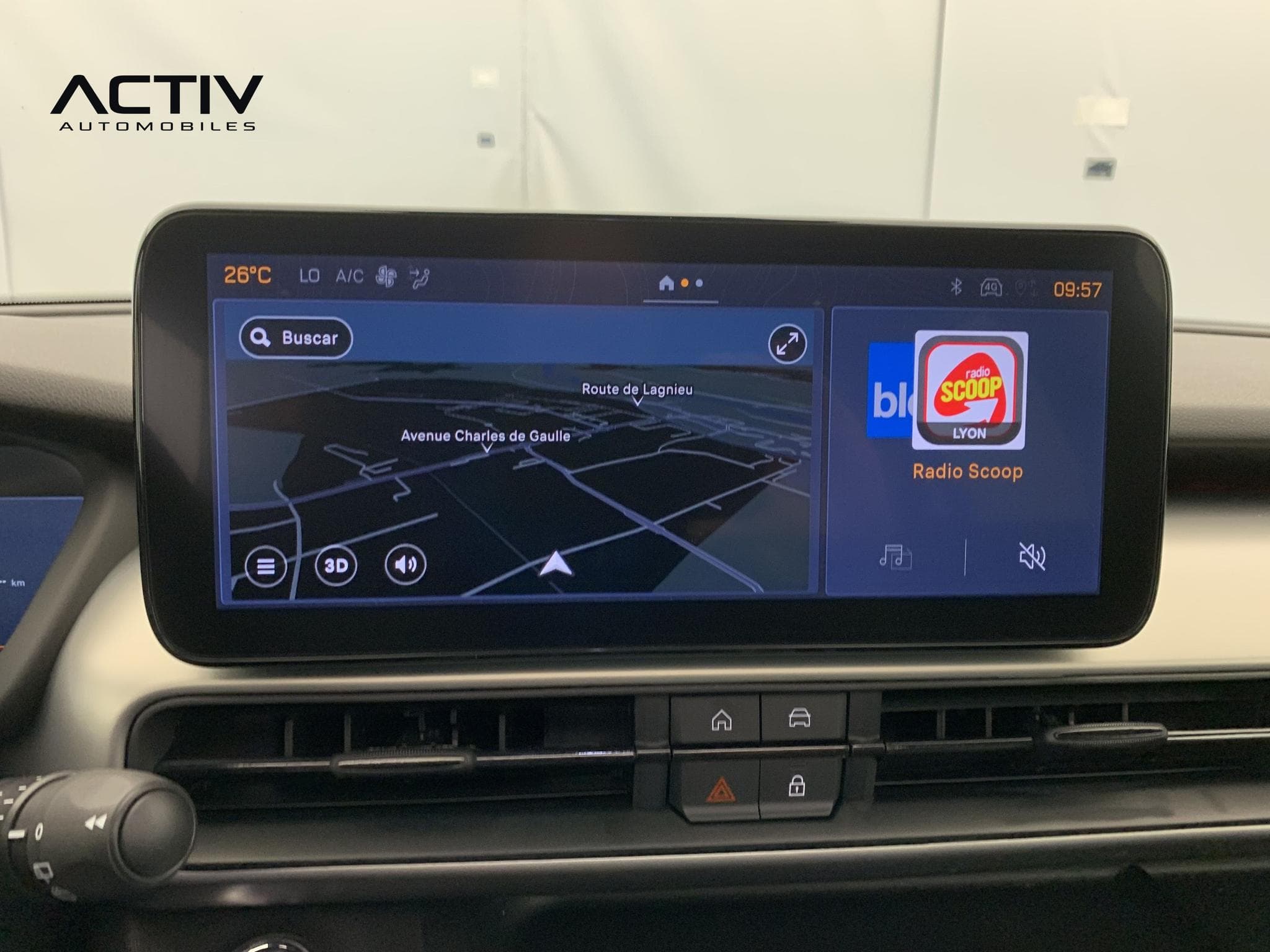 Jeep Avenger 1.2 Turbo T3 110 ch e-Hybrid BVR6 Summit (2026) - Photo 17