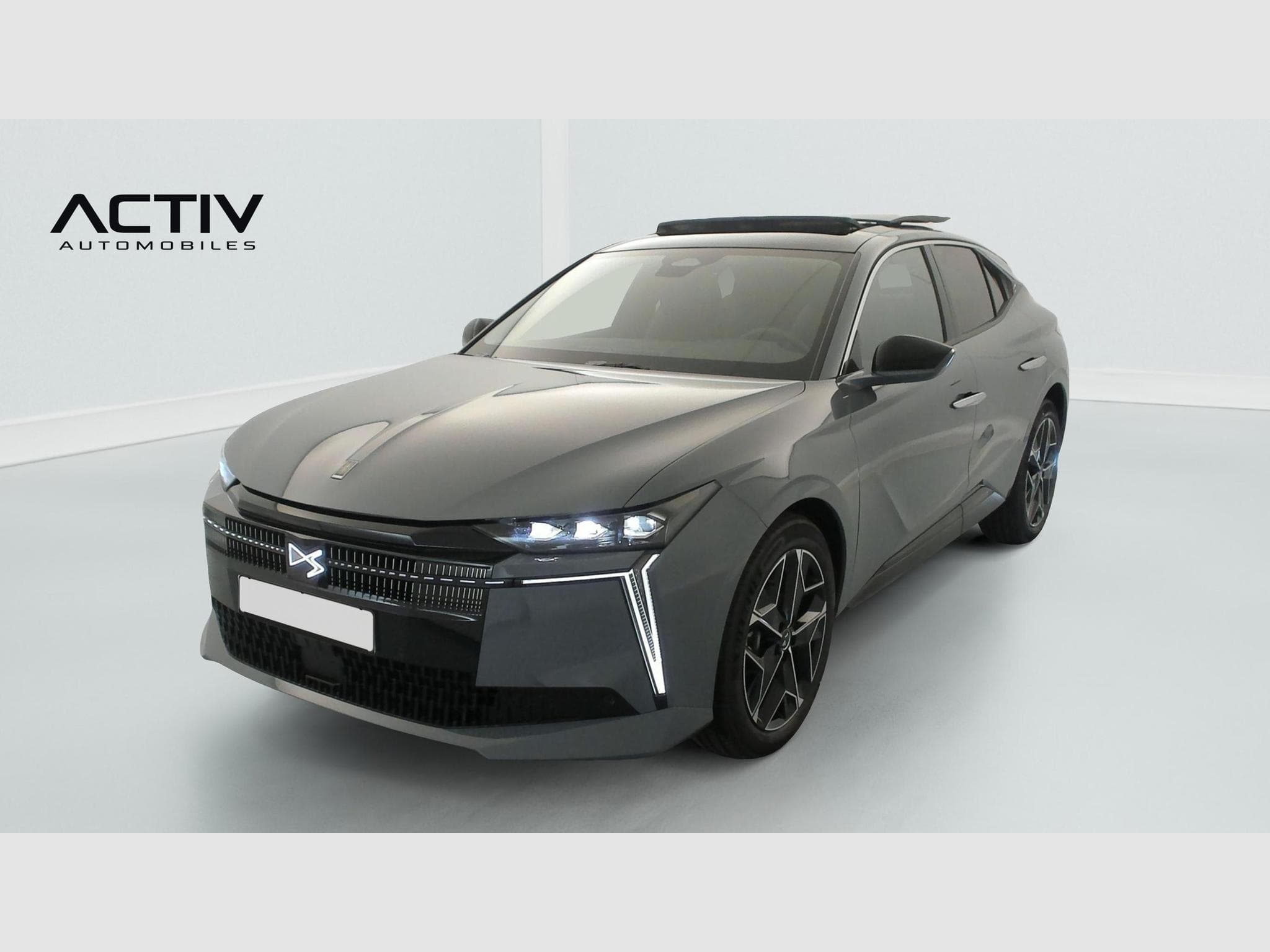 DS Automobiles DS4 Hybride 145 e-DCT6 Etoile - Alcantara (2025) - Photo 3