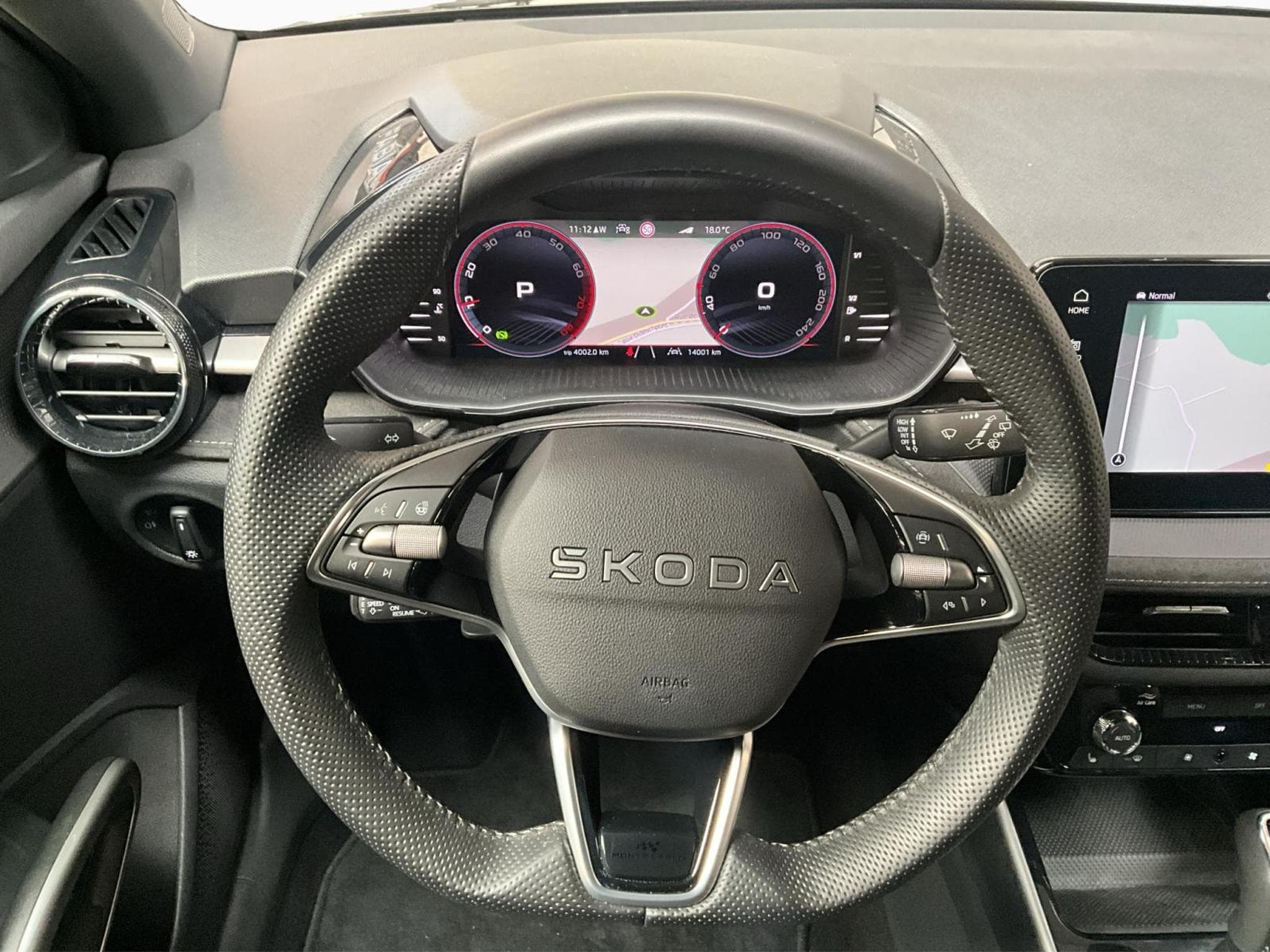 Skoda Fabia Monte-carlo+DSG+LED+NAVI+DAB (2025) - Foto 11