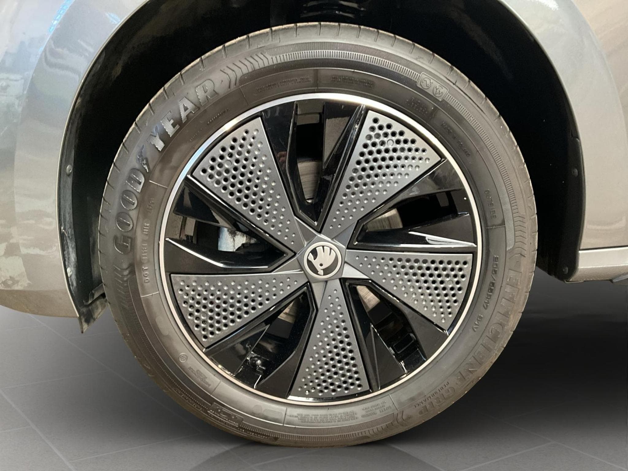 Skoda Kamiq Monte-Carlo+DSG+LED+NAVI+PANO+DAB (2025) - Foto 8