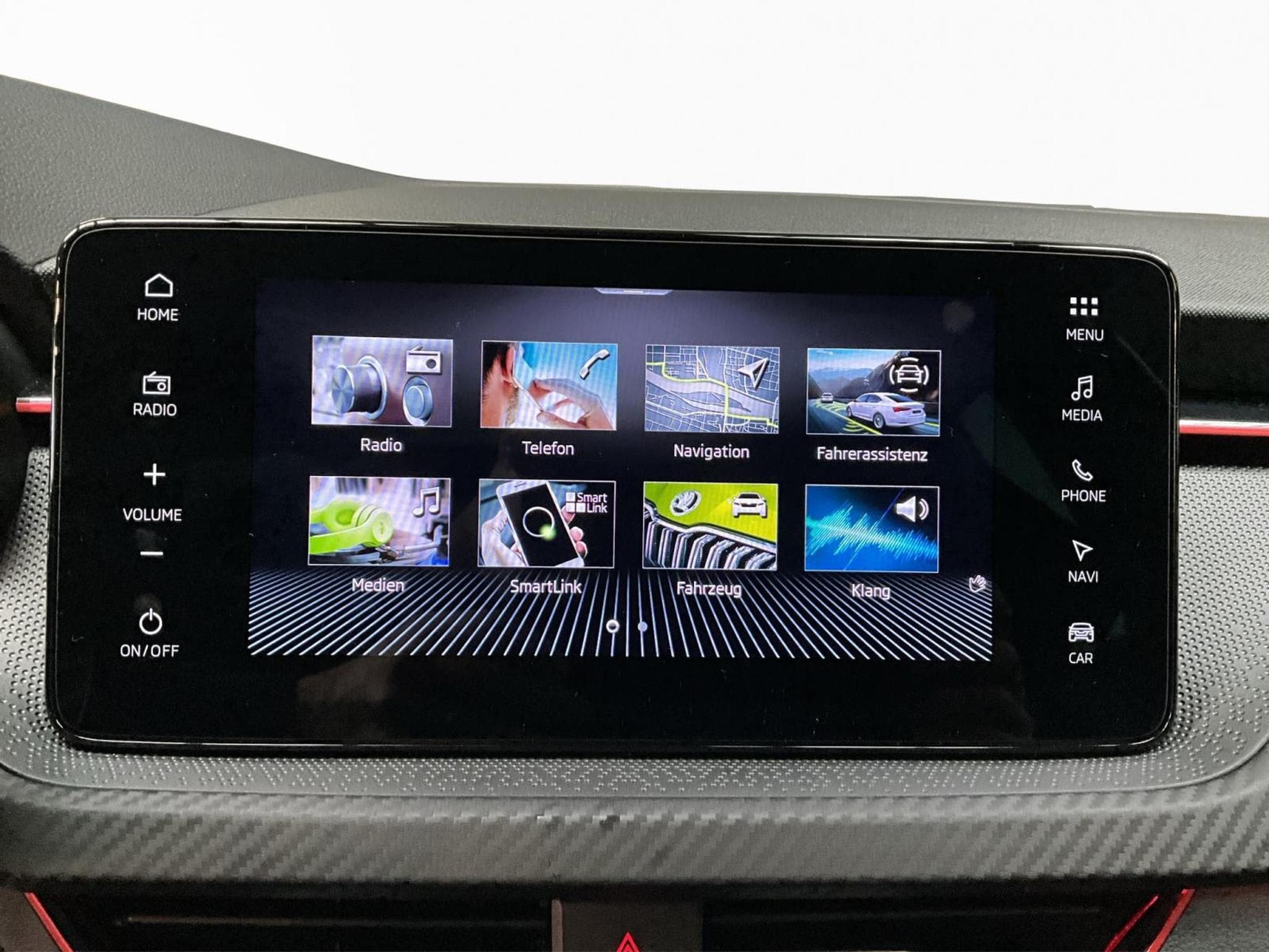 Skoda Kamiq Monte-Carlo+DSG+LED+NAVI+PANO+DAB (2025) - Foto 17