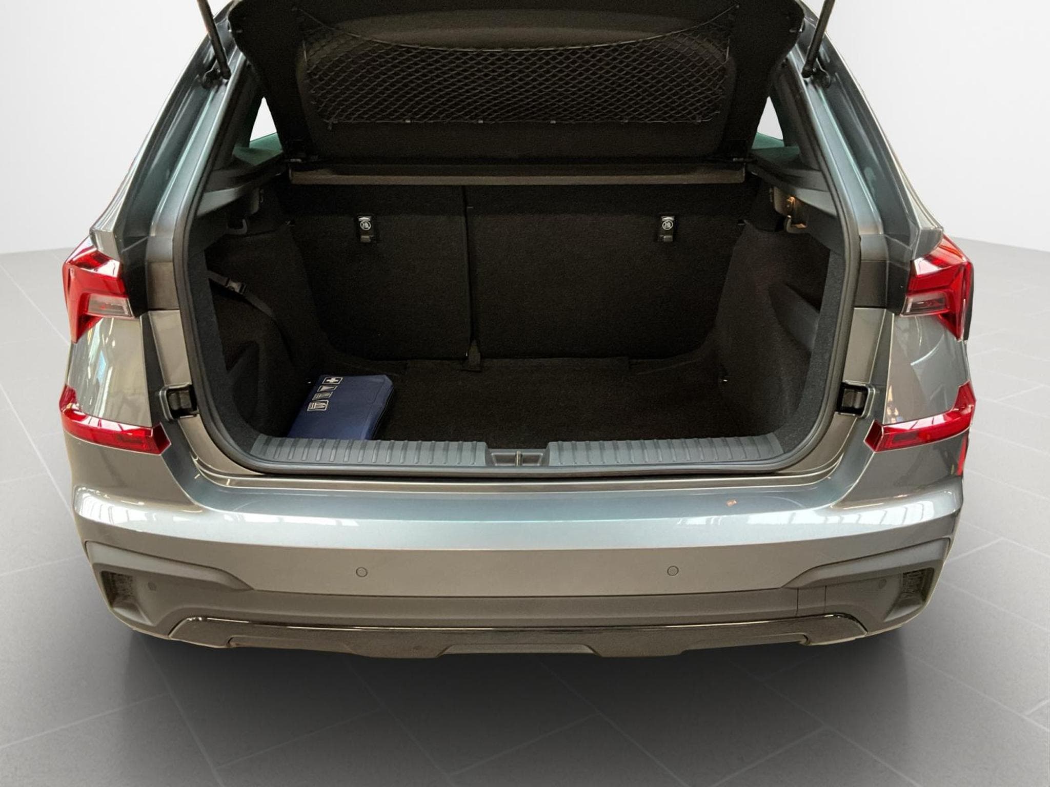 Skoda Kamiq Monte-Carlo+DSG+LED+NAVI+PANO+DAB (2025) - Foto 22