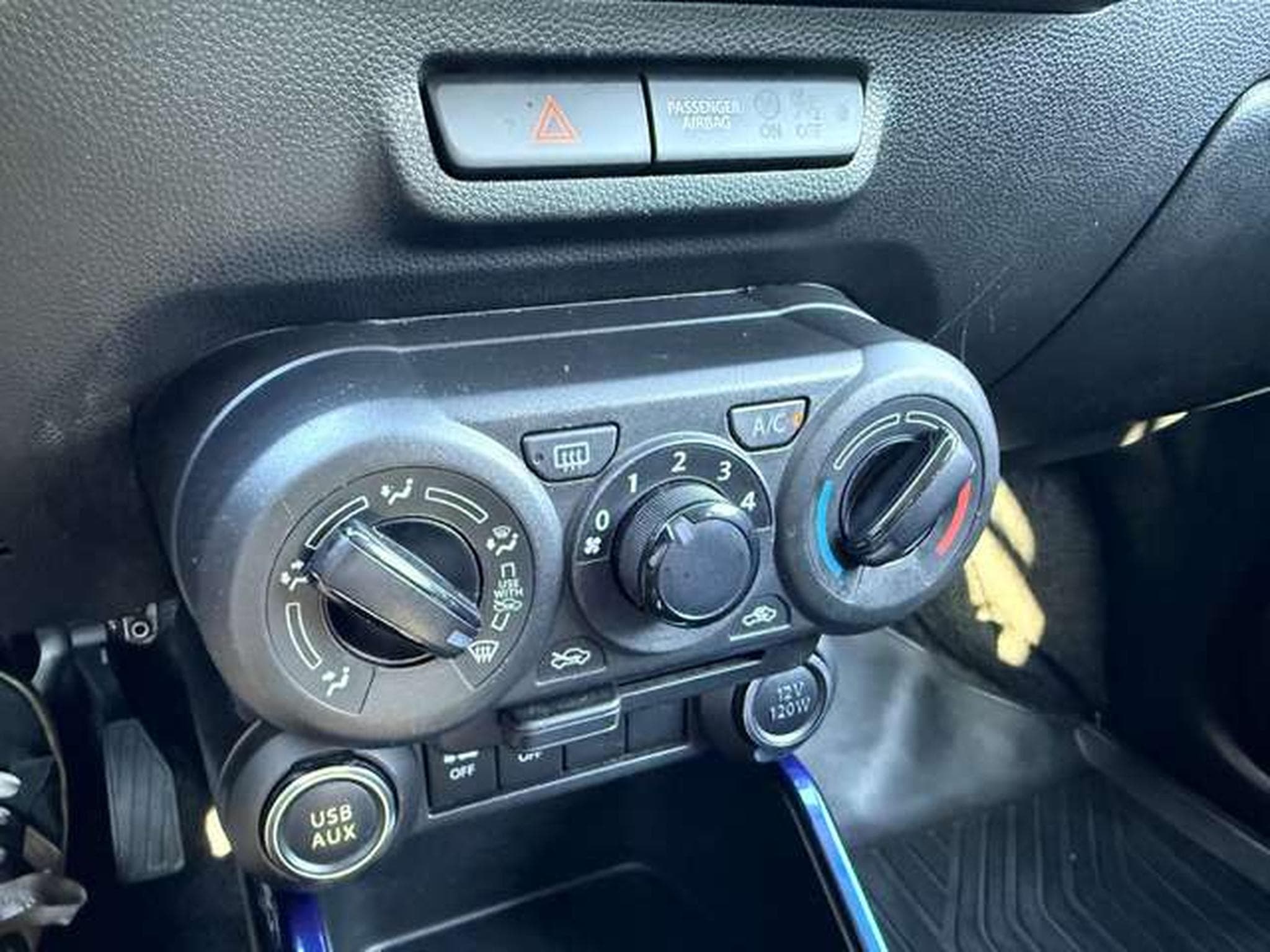 Suzuki Ignis 1.2 ESSENCE 83CV (2023) - Photo 5