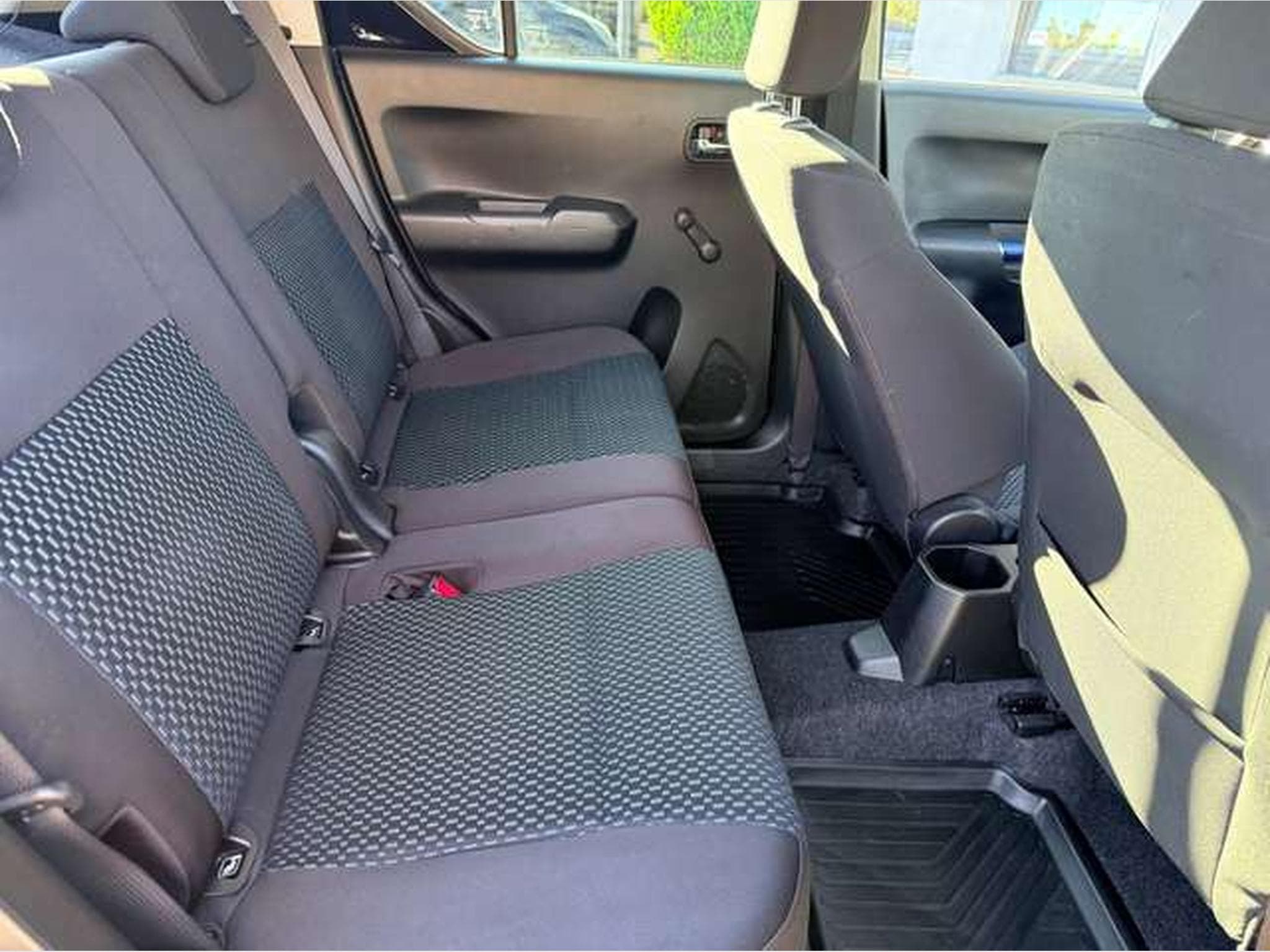 Suzuki Ignis 1.2 ESSENCE 83CV (2023) - Photo 11