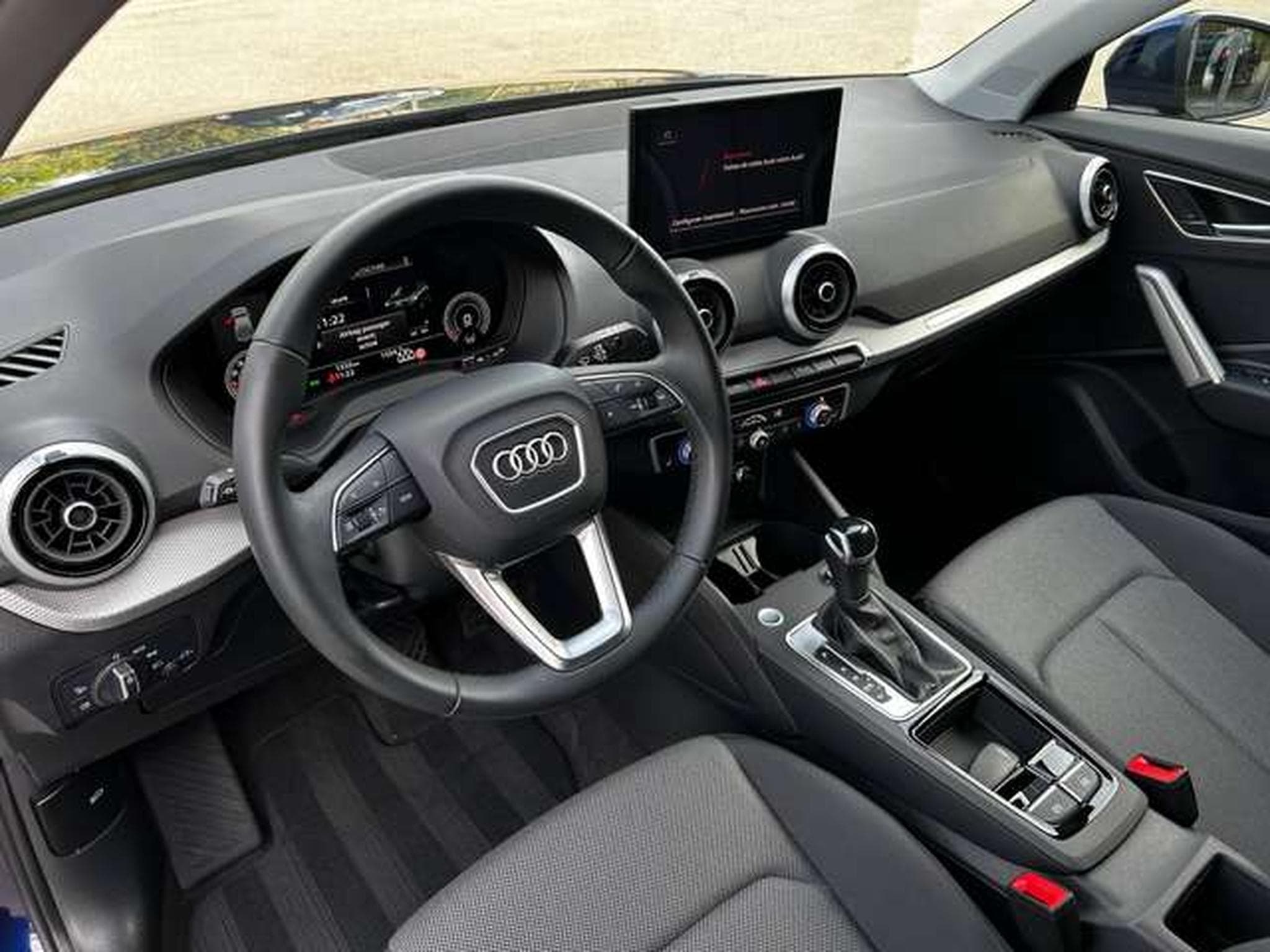 Audi Q2 35 TFSI S-TRONIC 150 CV S-LINE (2026) - Photo 3