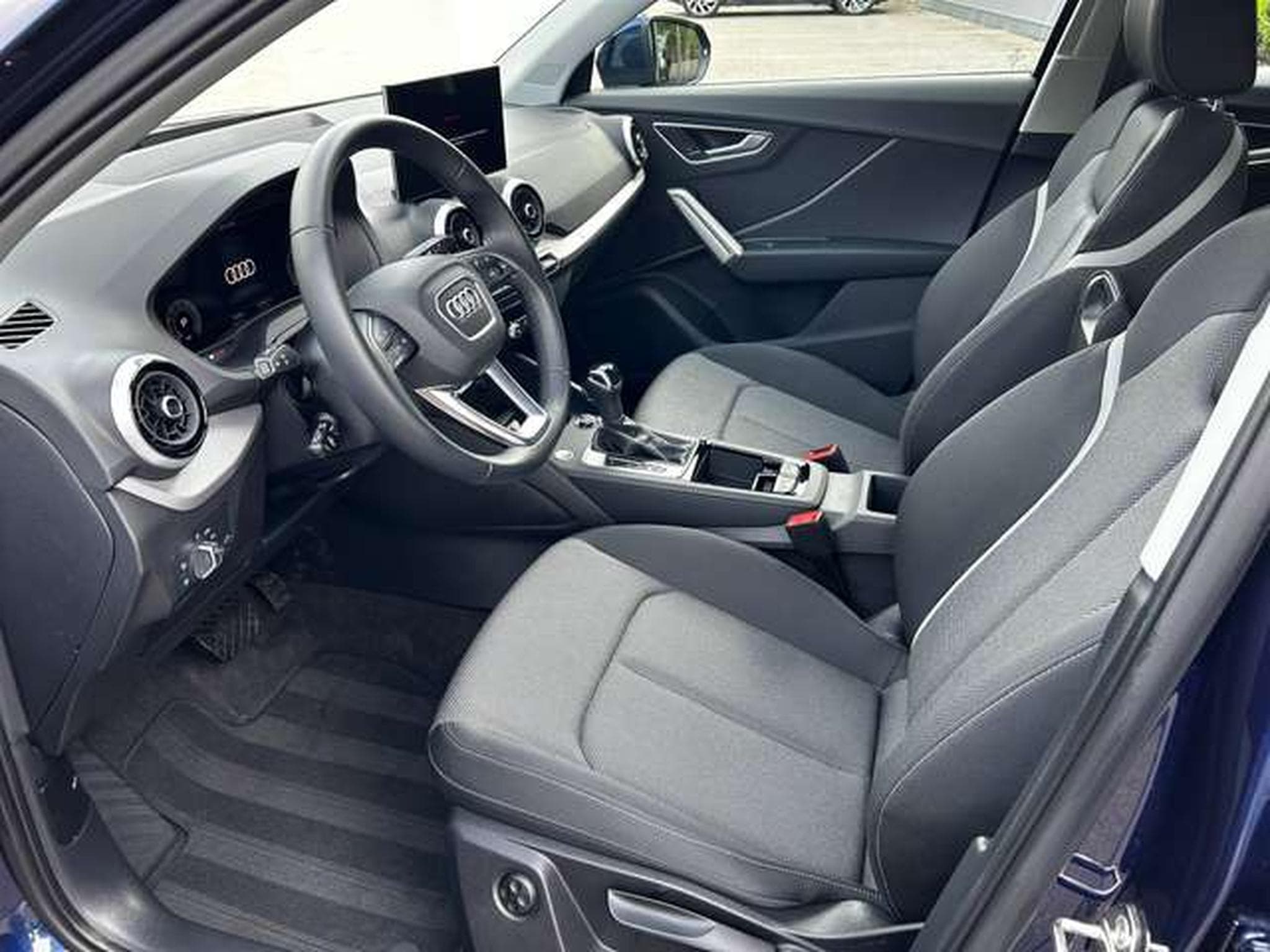 Audi Q2 35 TFSI S-TRONIC 150 CV S-LINE (2026) - Photo 5