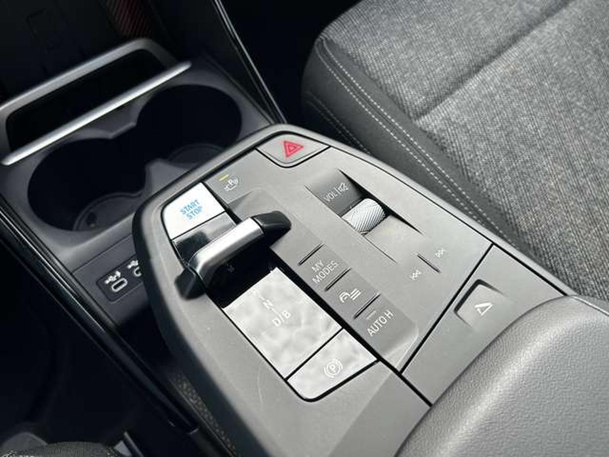 BMW iX1 XDRIVE 30A 313 CV (2024) - Photo 16