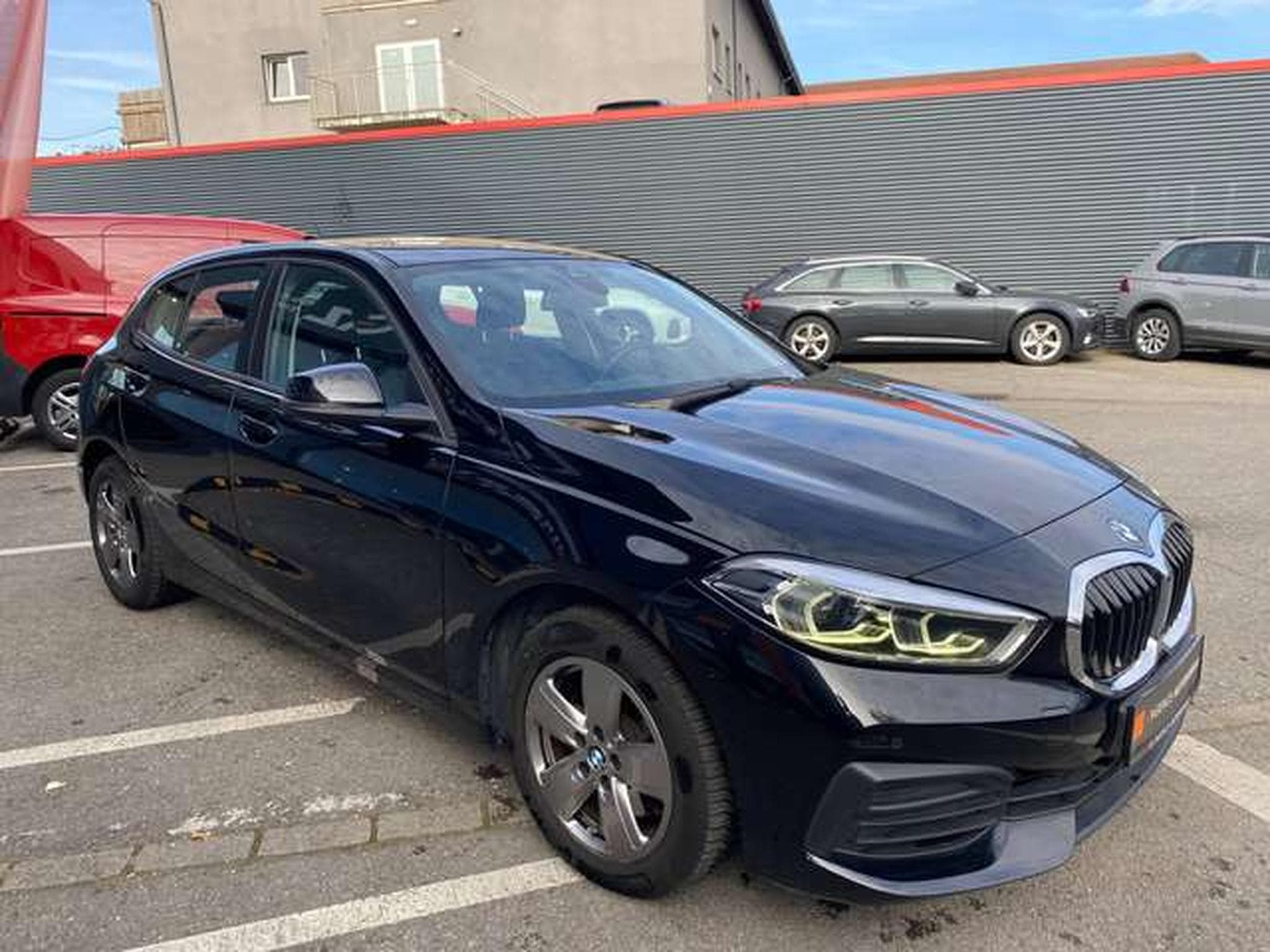BMW 118 118d automatique Jusqu'à 36 mois de garantie (2019) - Photo 4