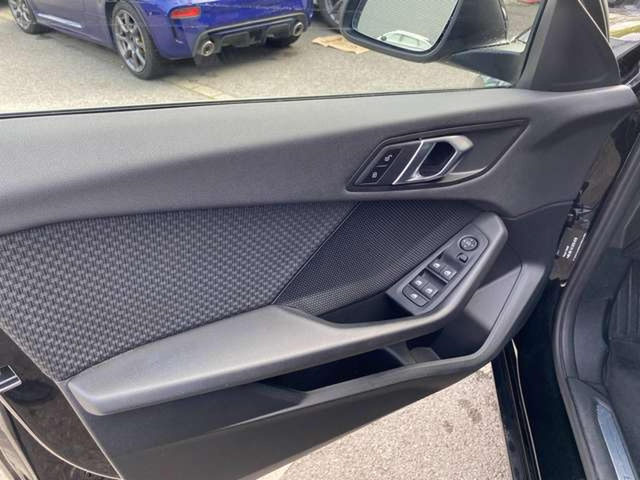BMW 118 118d automatique Jusqu'à 36 mois de garantie (2019) - Photo 8